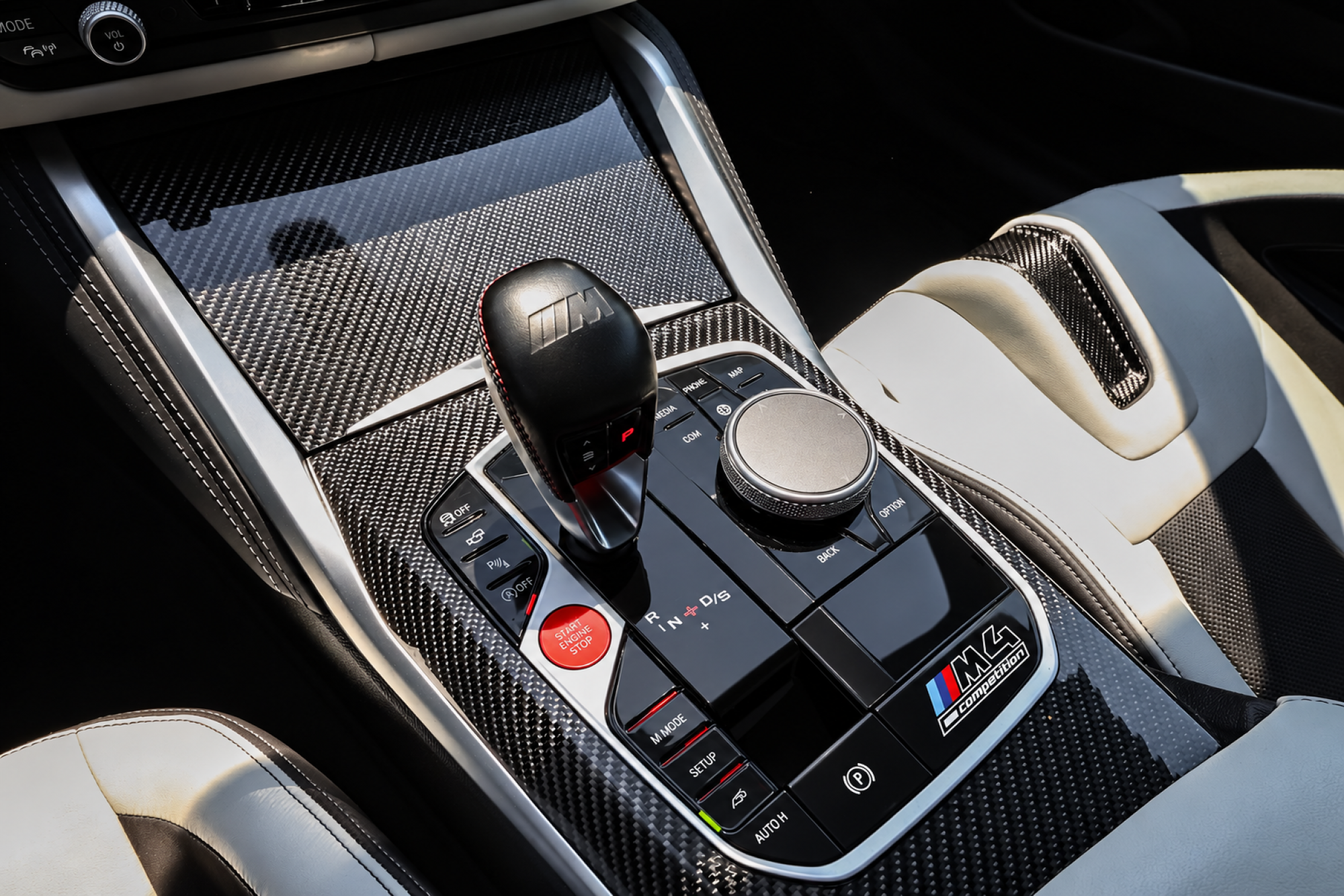 BMW M4 COMPETITION