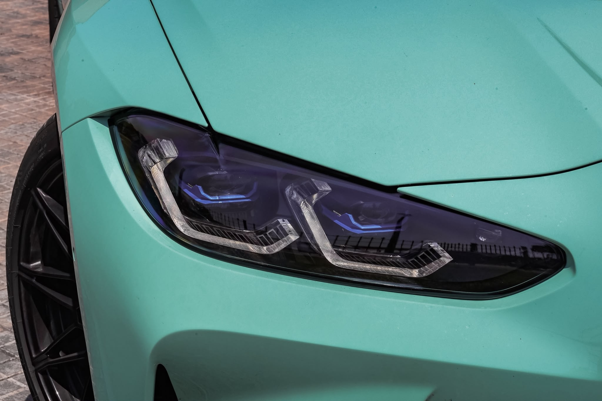 BMW M4 COMPETITION