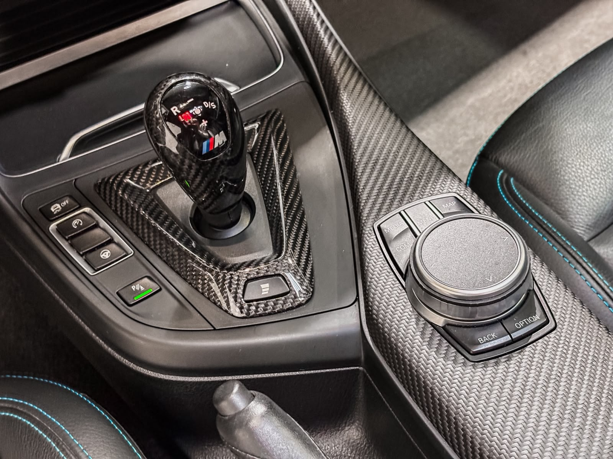 BMW M2 COMPETITION