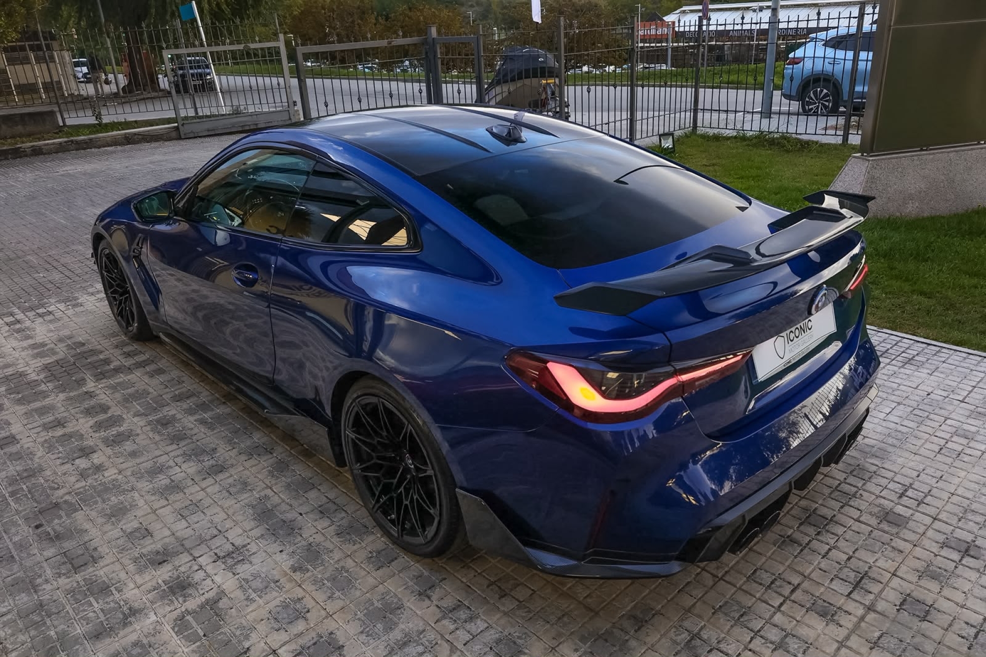 BMW M4 COMPETITION 