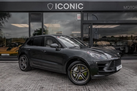 PORSCHE MACAN TURBO