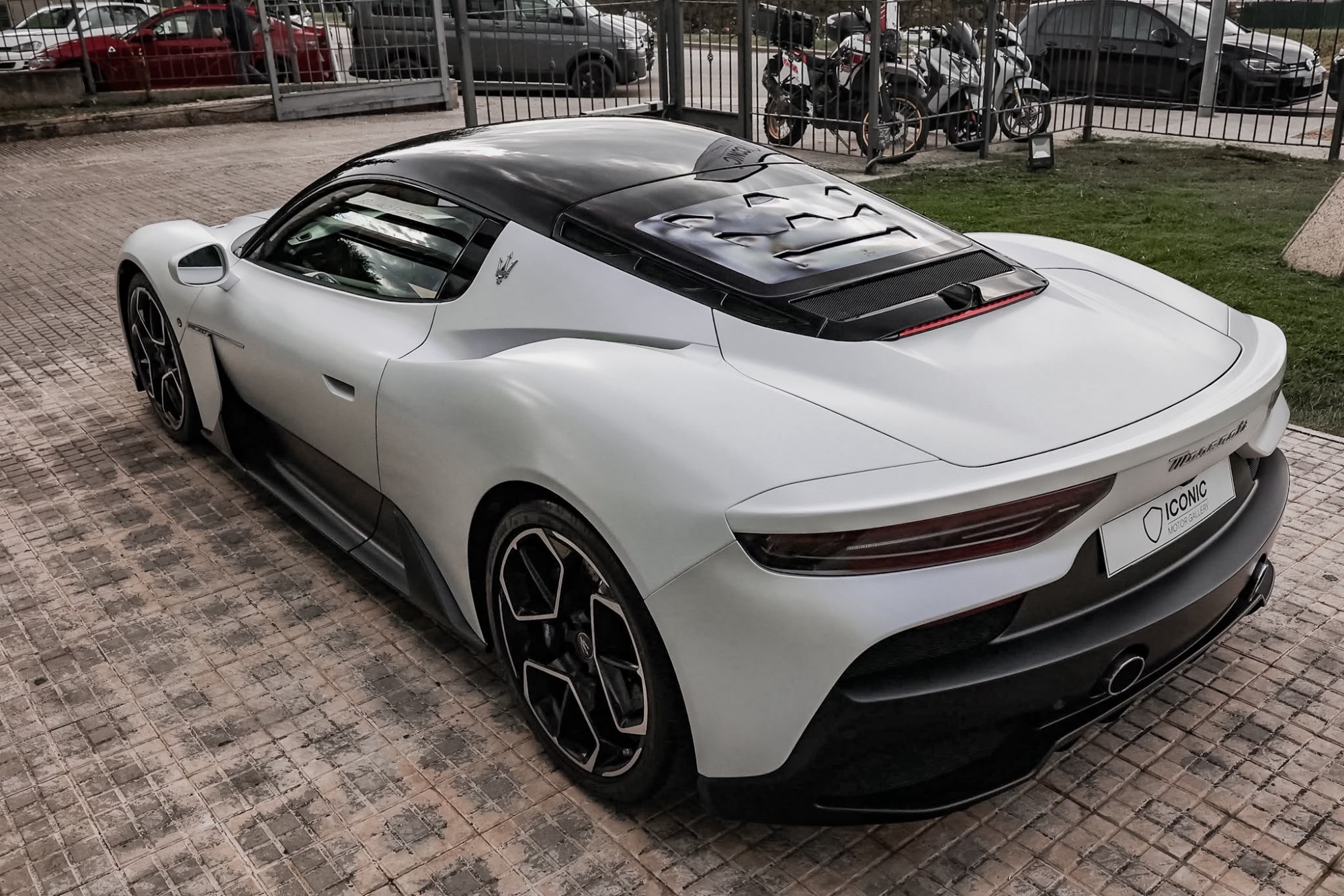 MASERATI MC20
