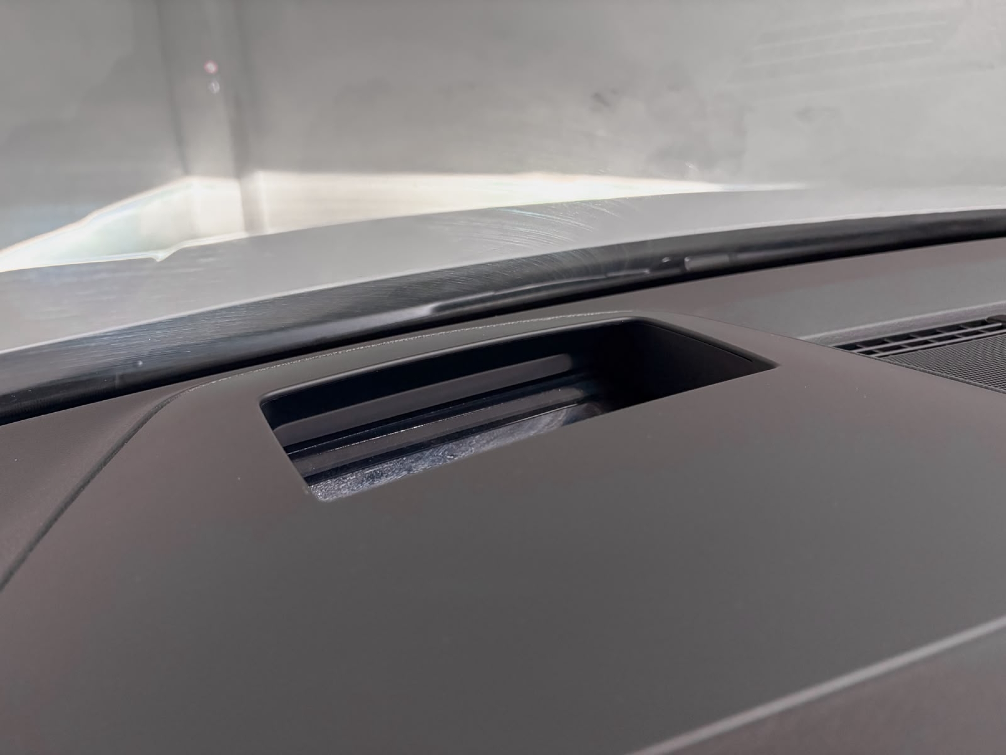 VOLKSWAGEN GOLF R 20 ANIVERSARIO