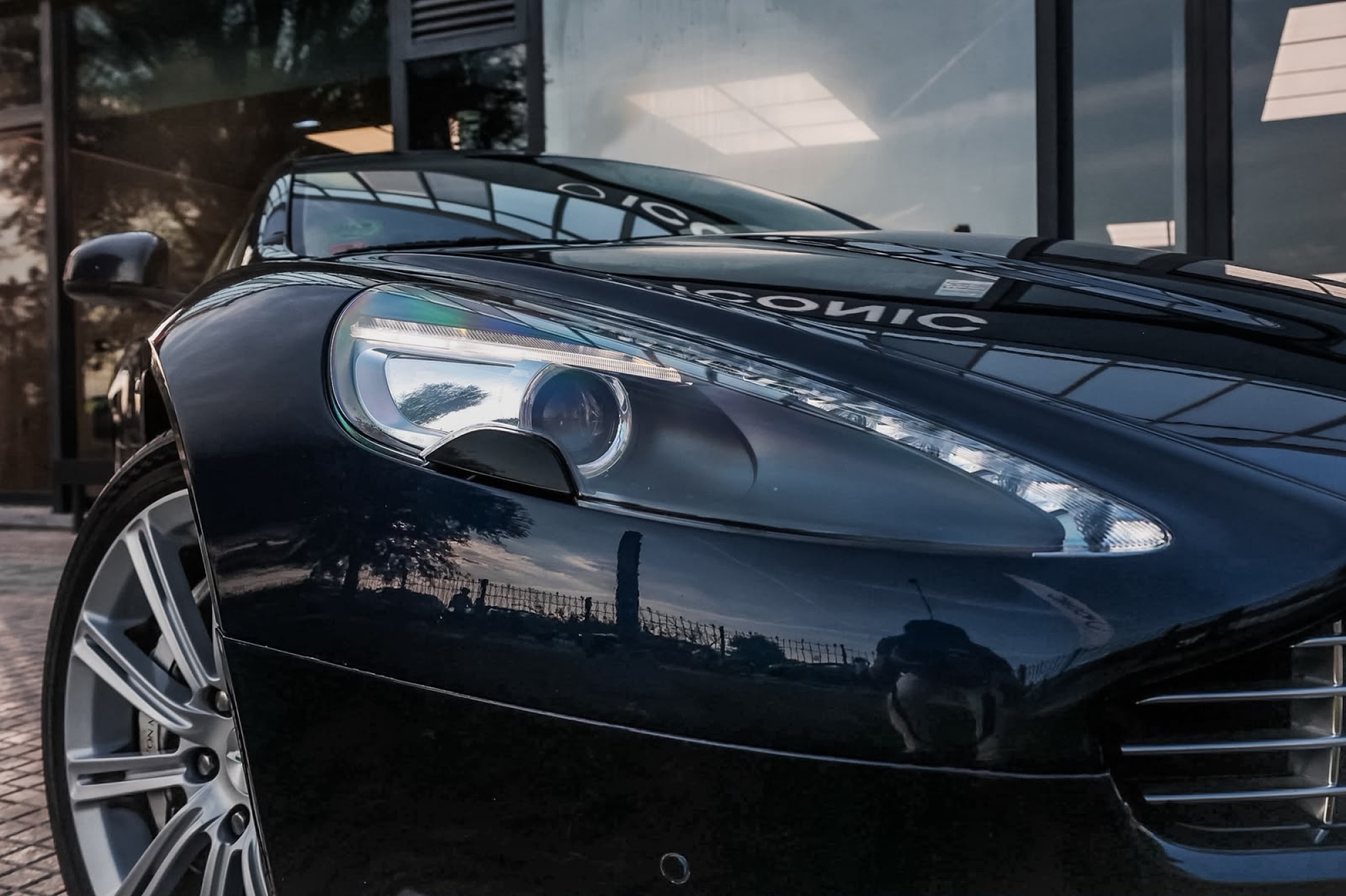 ASTON MARTIN RAPIDE