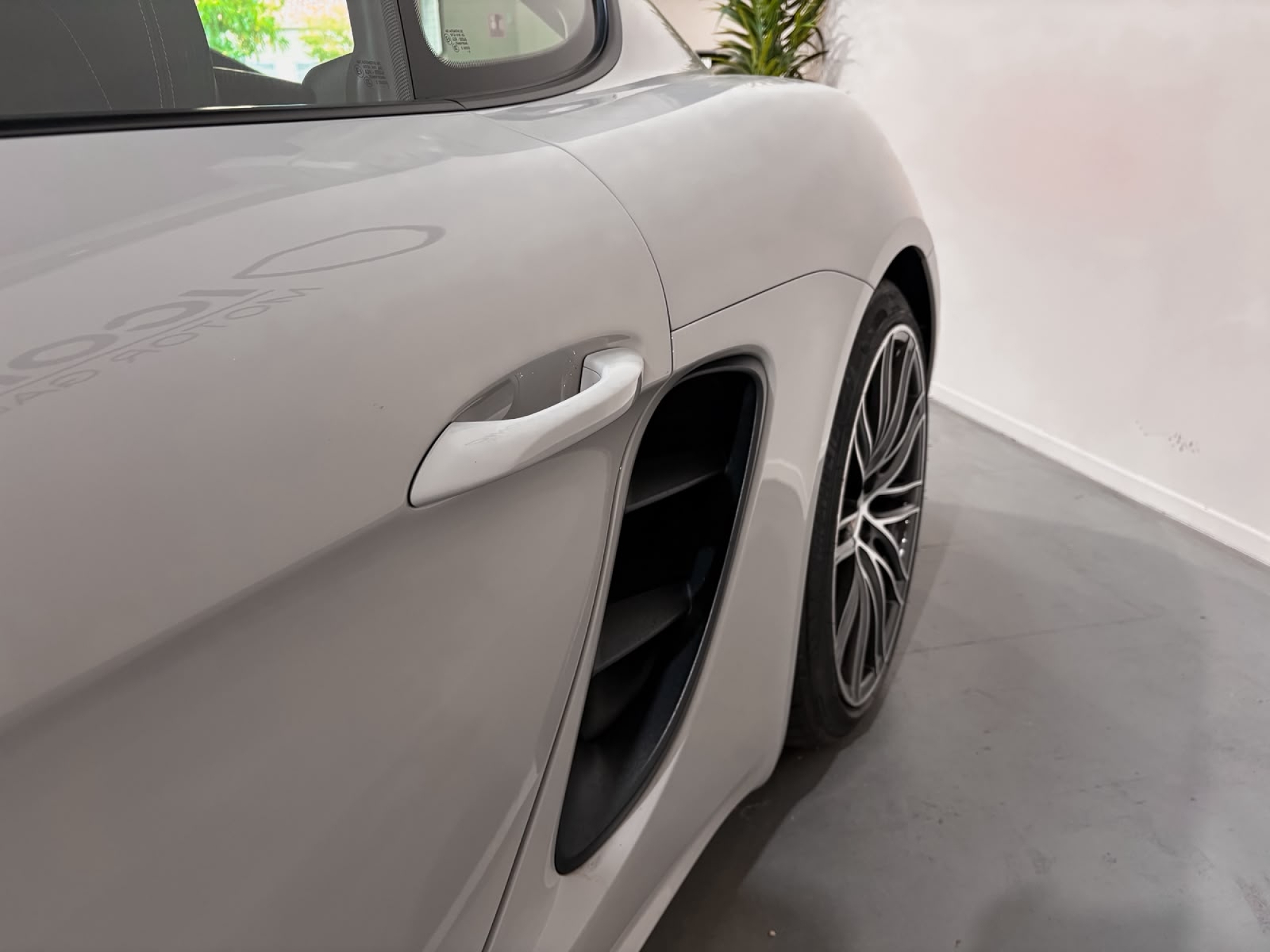 PORSCHE 718 CAYMAN GTS