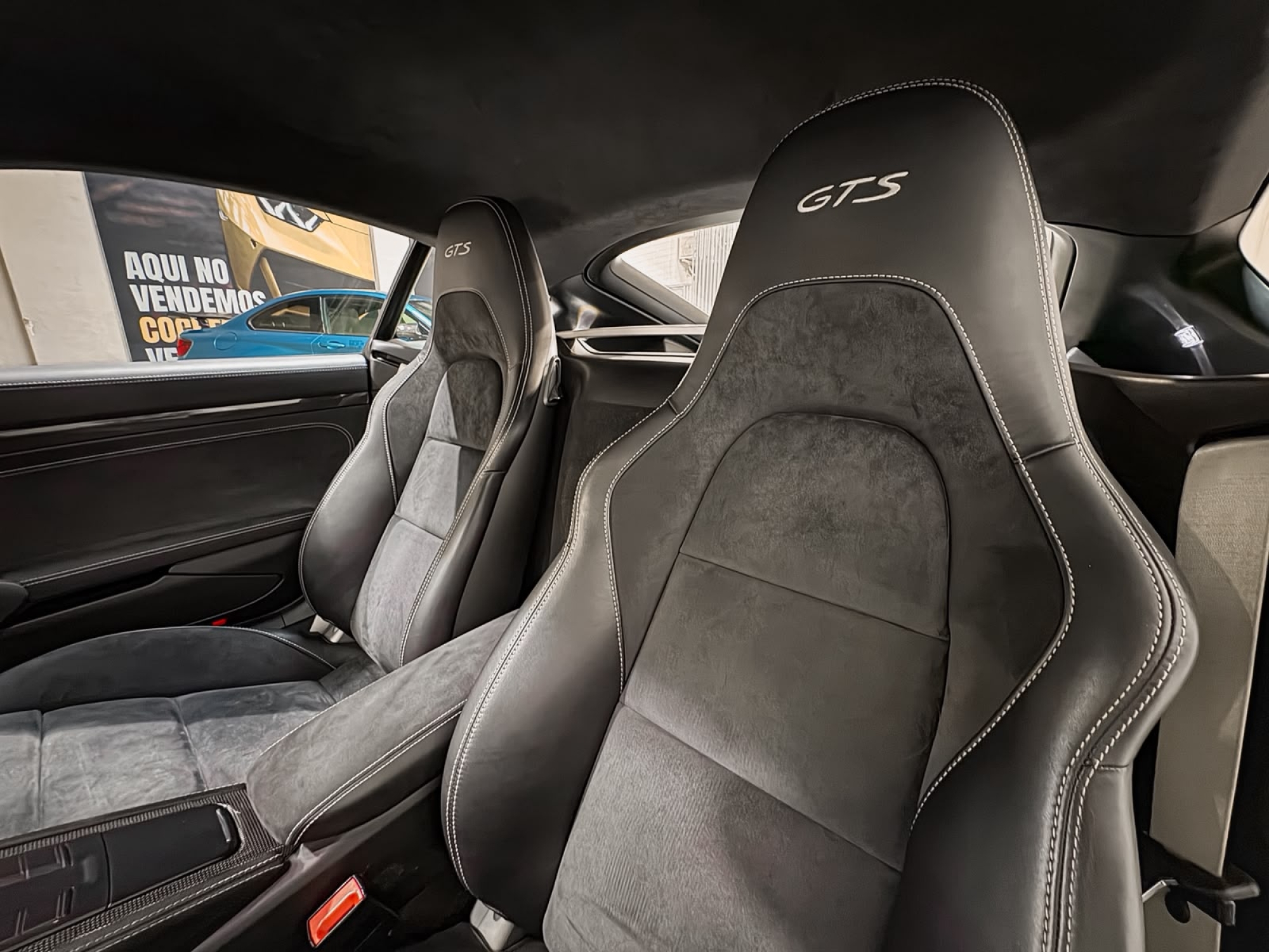 PORSCHE 718 CAYMAN GTS
