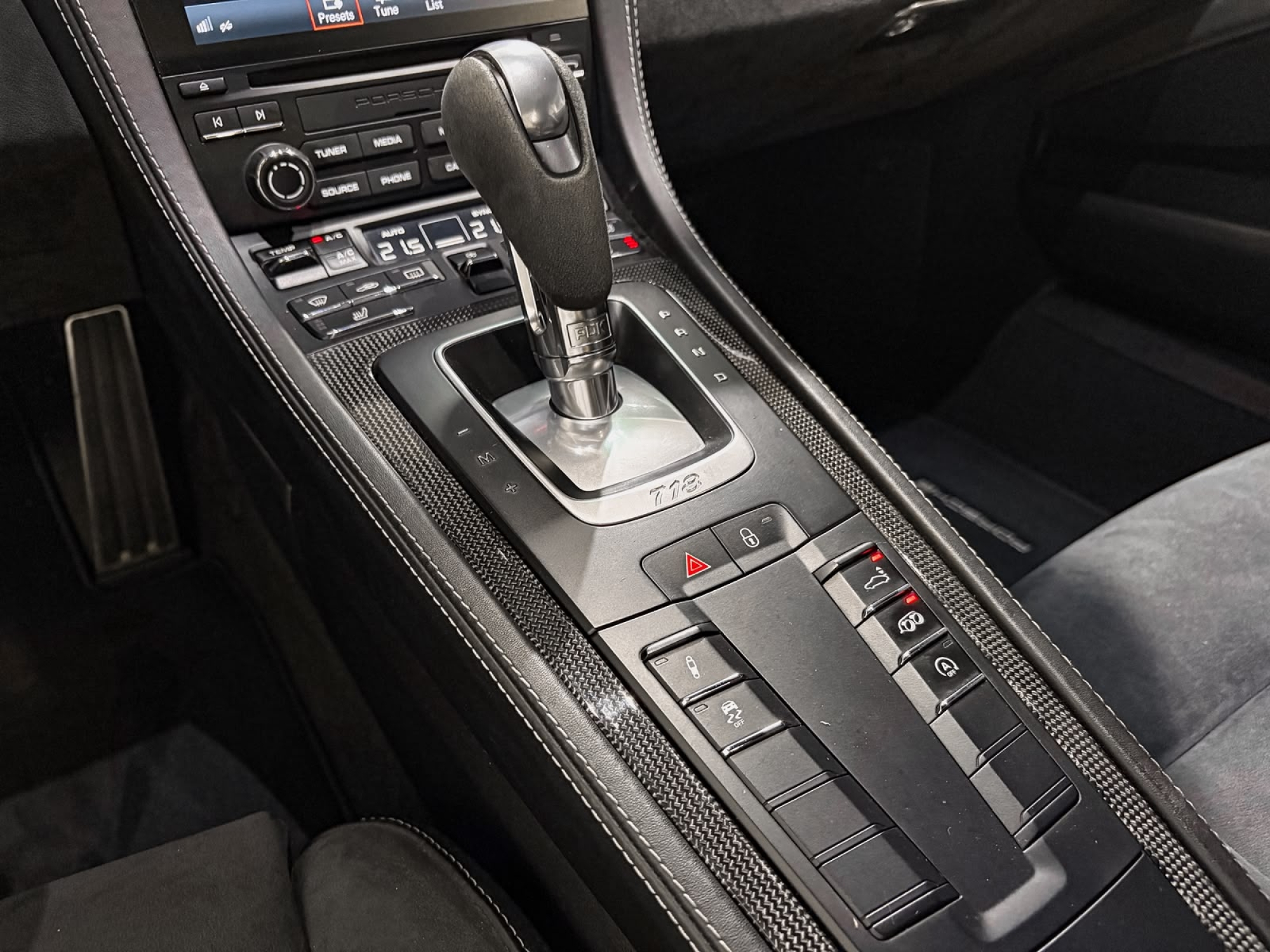 PORSCHE 718 CAYMAN GTS