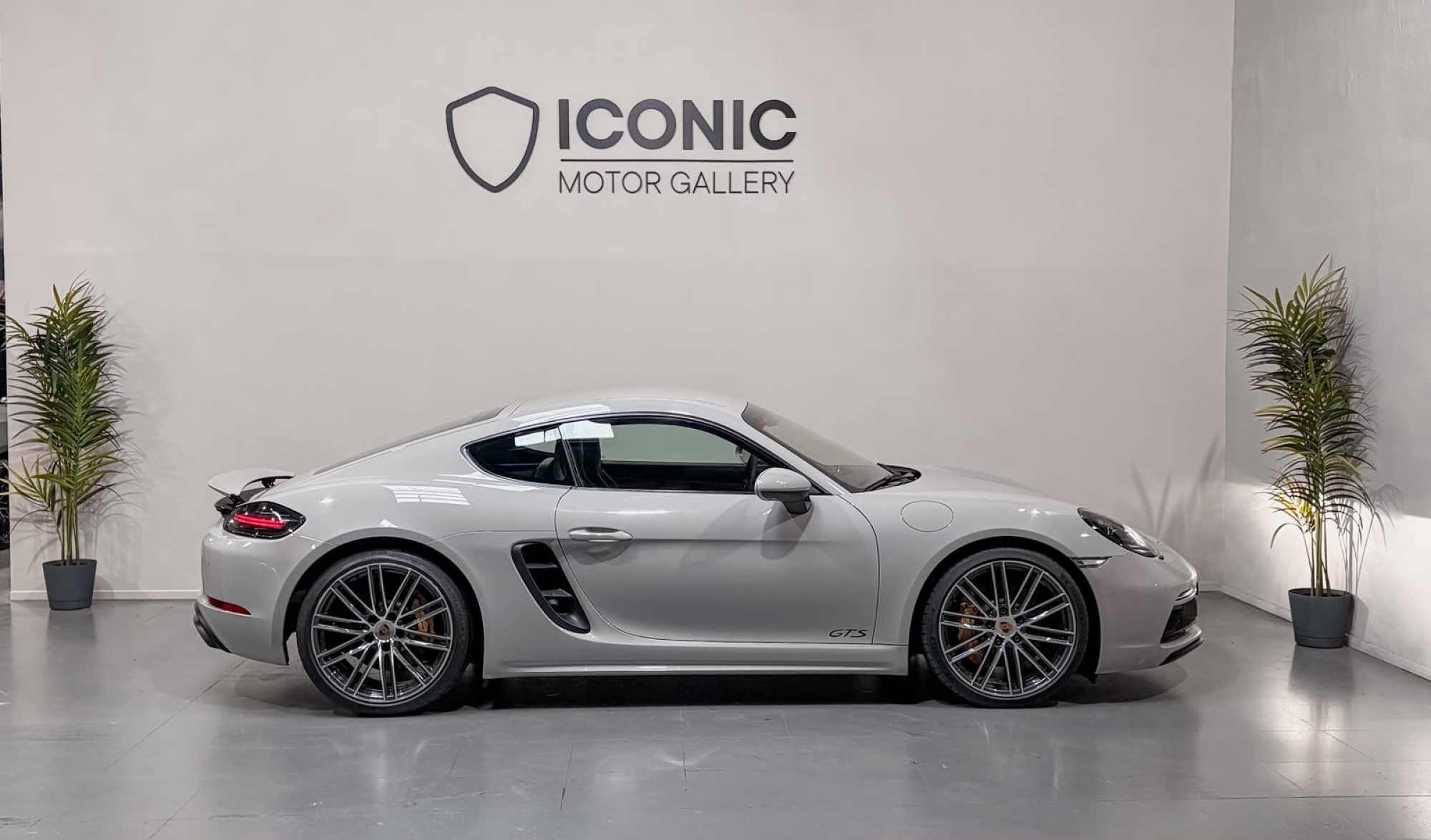 PORSCHE 718 CAYMAN GTS