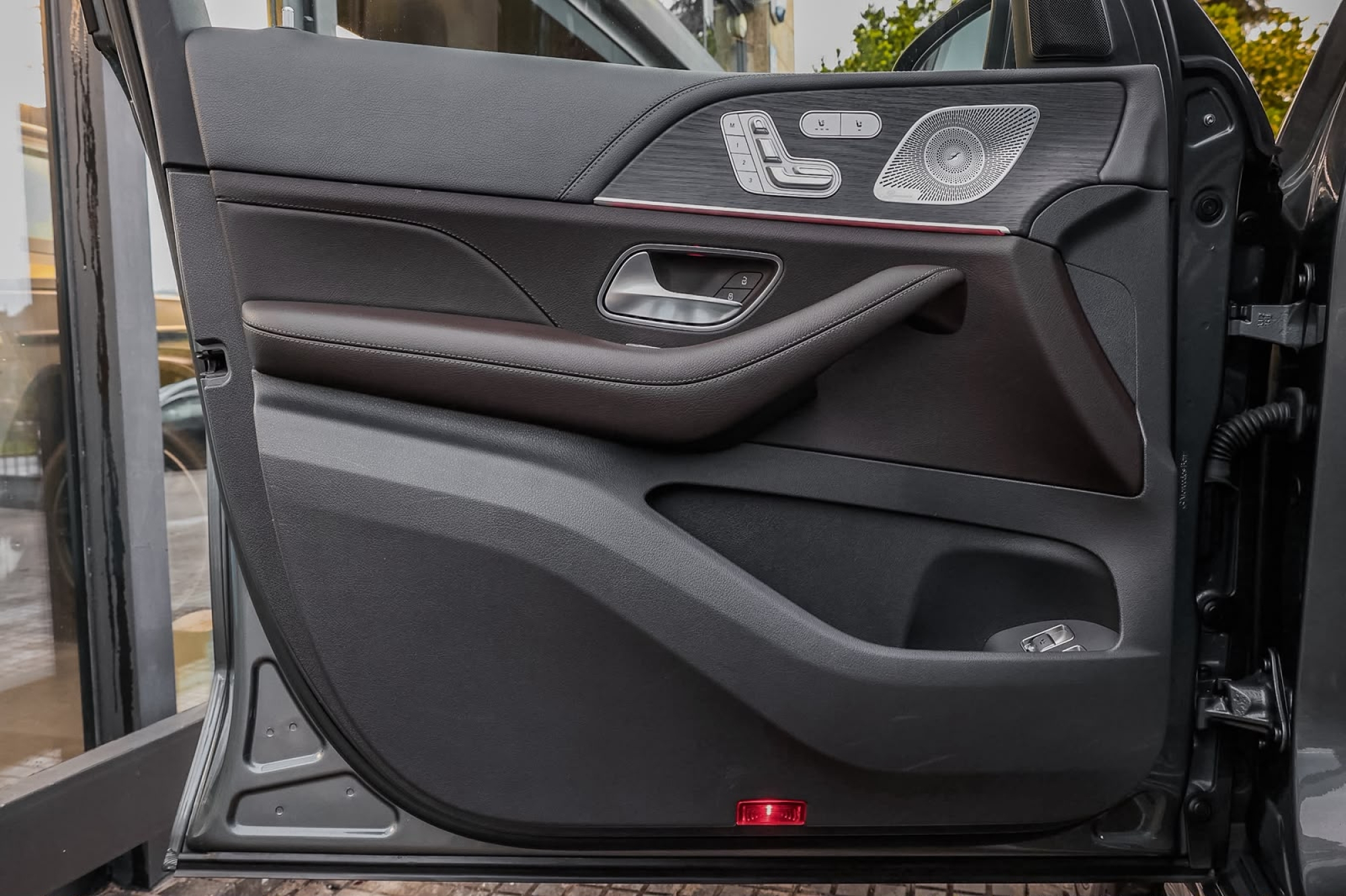 MERCEDES-BENZ GLE 300D 4MATIC