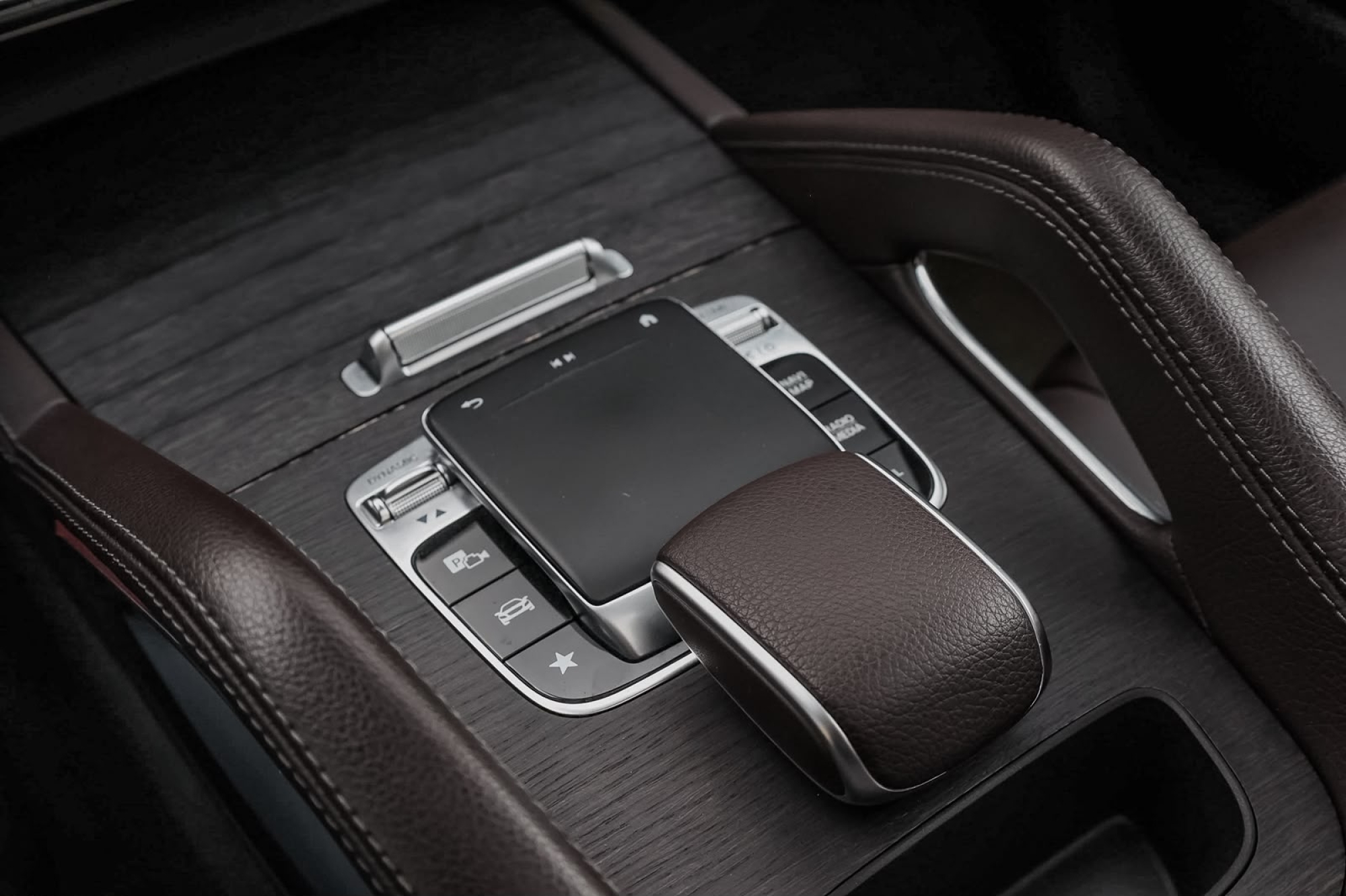 MERCEDES-BENZ GLE 300D 4MATIC