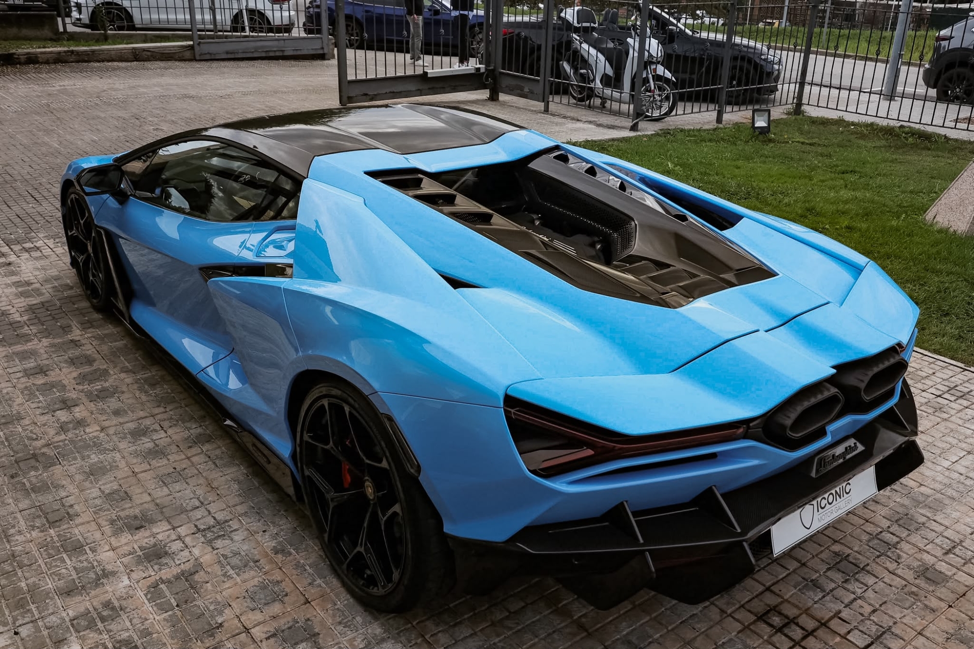 LAMBORGHINI REVUELTO FULL CARBONO
