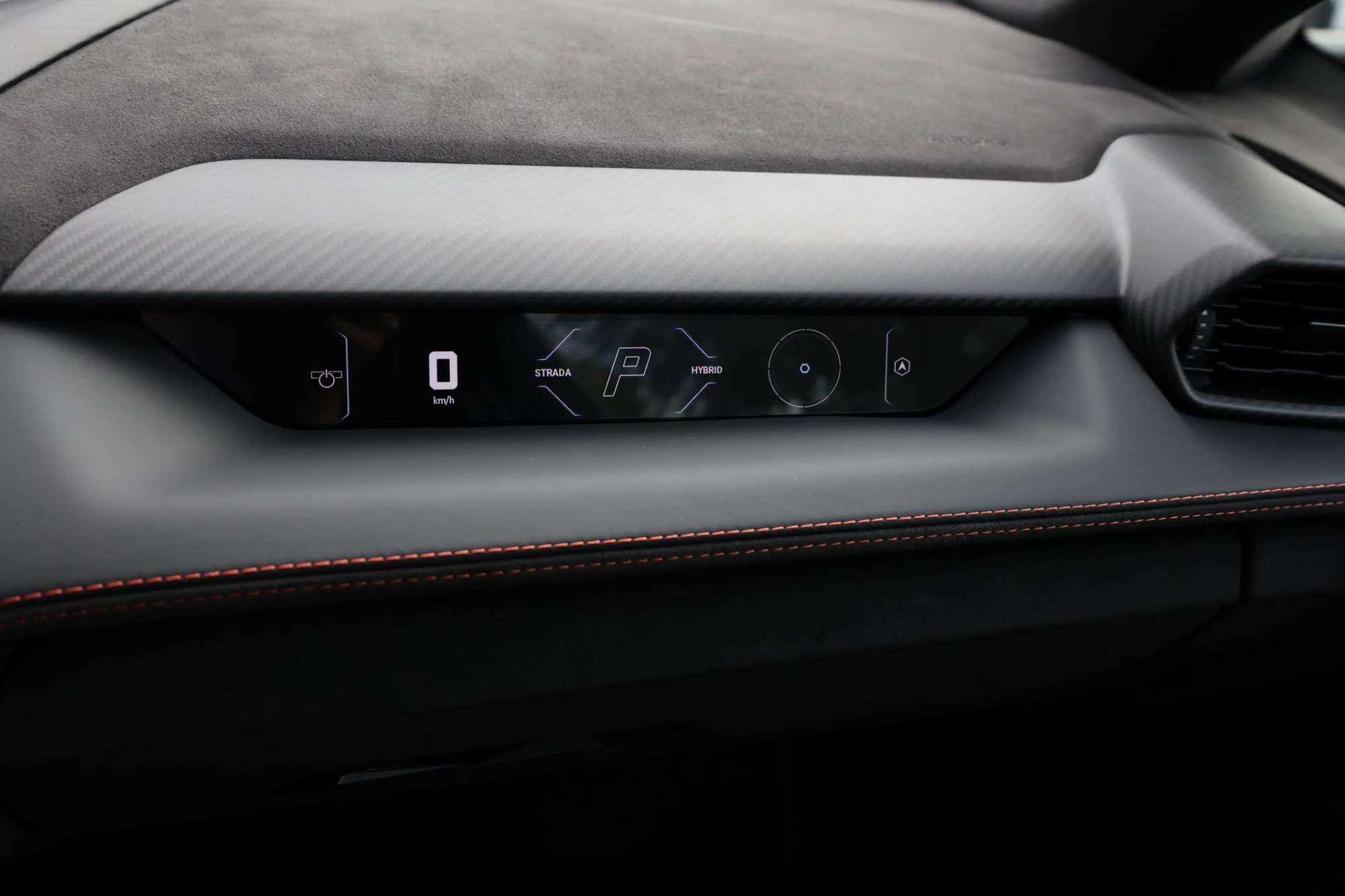 LAMBORGHINI REVUELTO FULL CARBONO