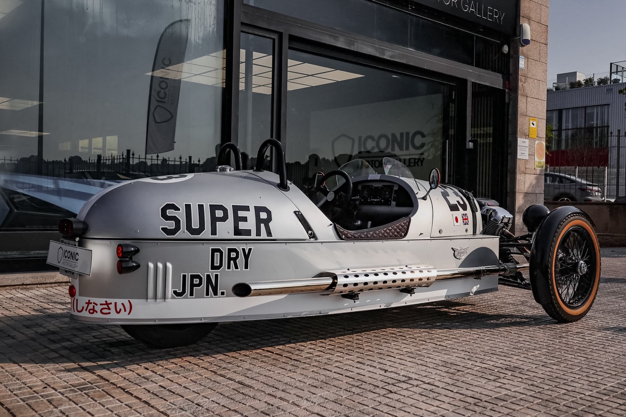 MORGAN 3-WHEELER SUPERDRY LIMITED EDITION