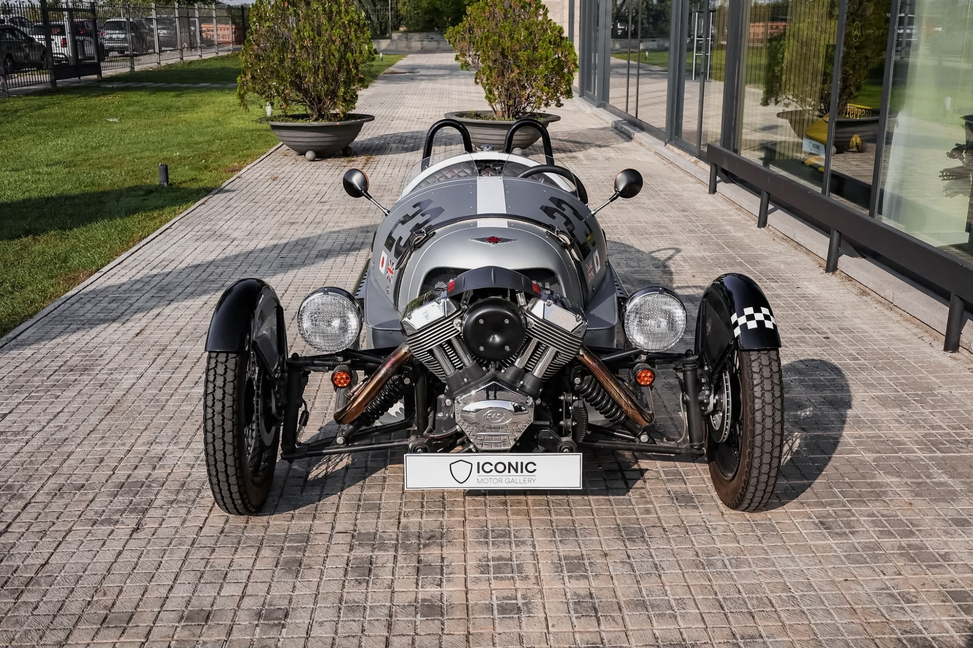 MORGAN 3-WHEELER SUPERDRY LIMITED EDITION