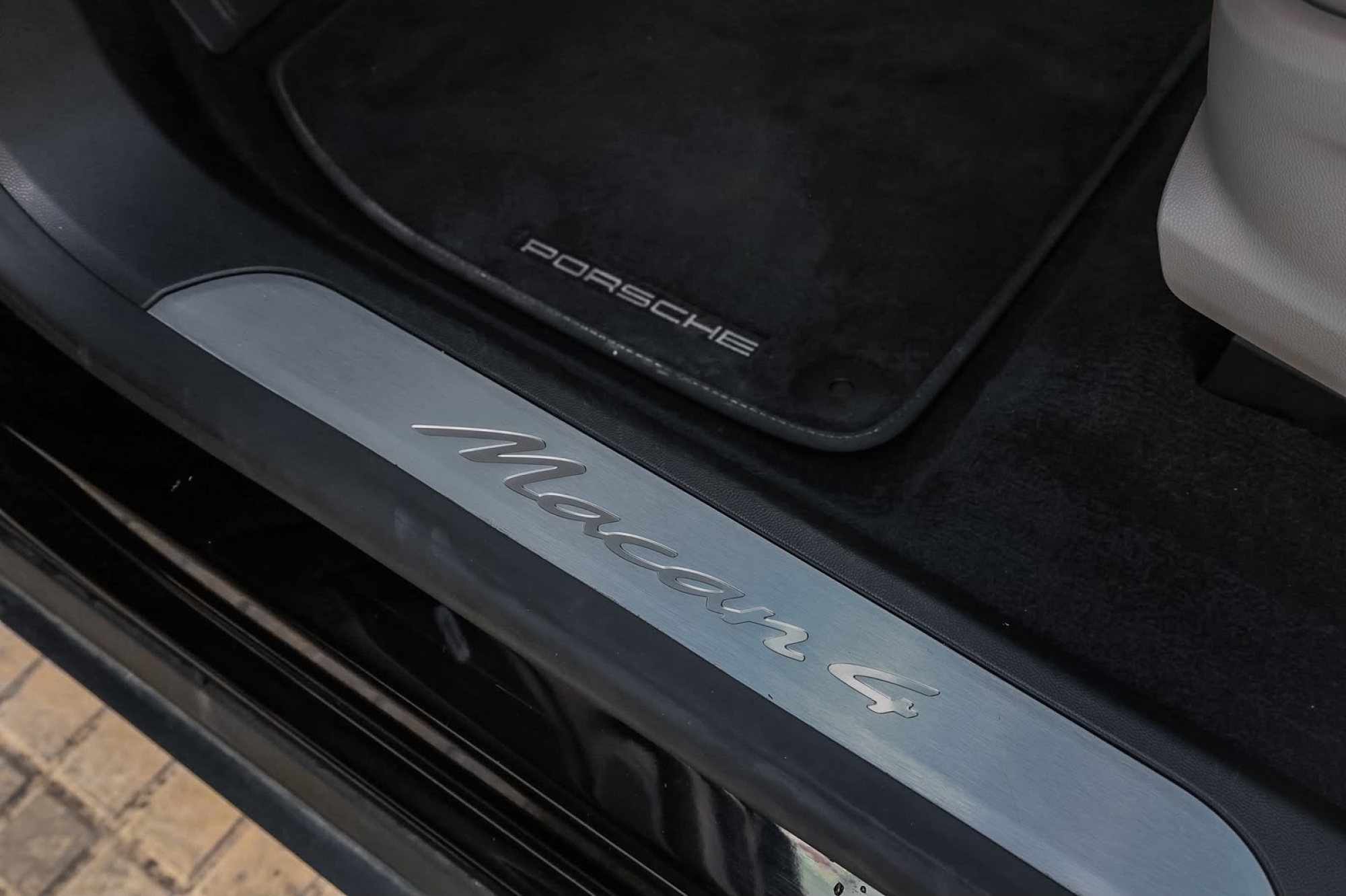 PORSCHE MACAN 4 ELÉCTRICO