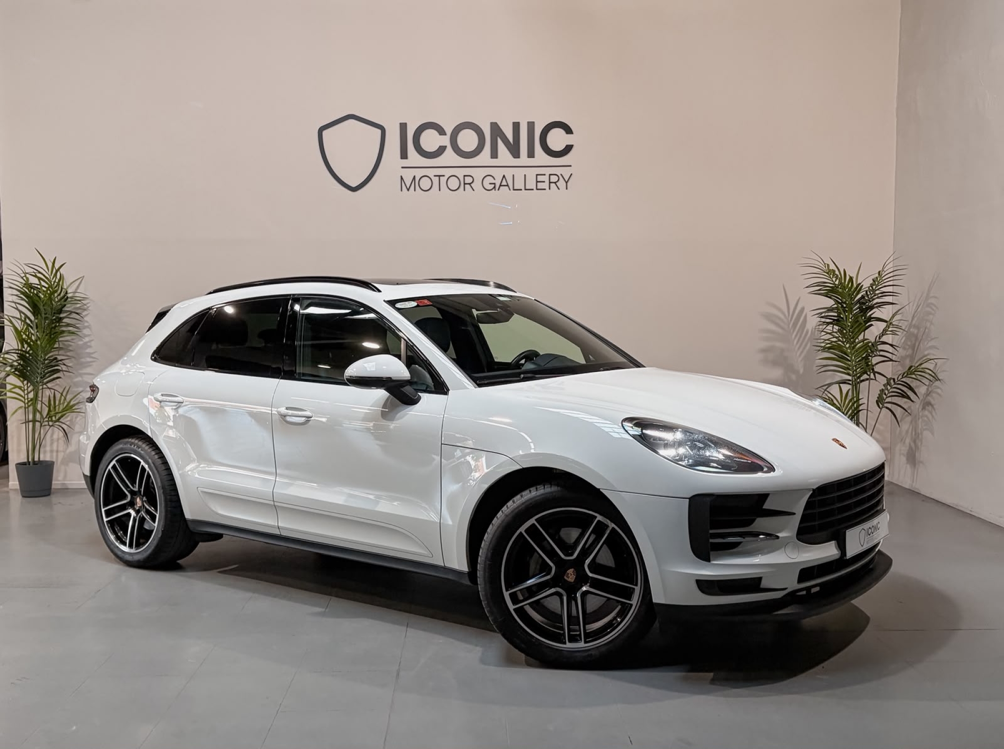 PORSCHE MACAN S