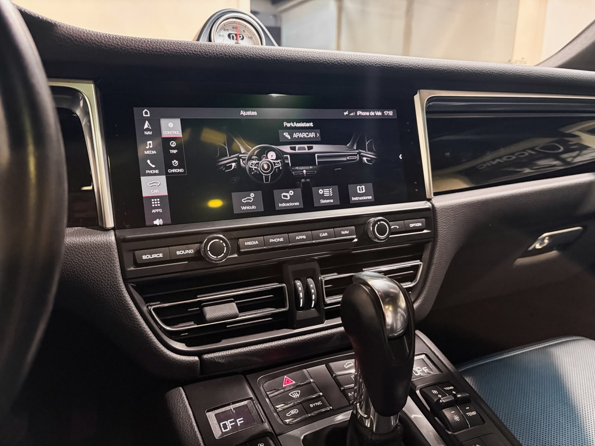 PORSCHE MACAN S