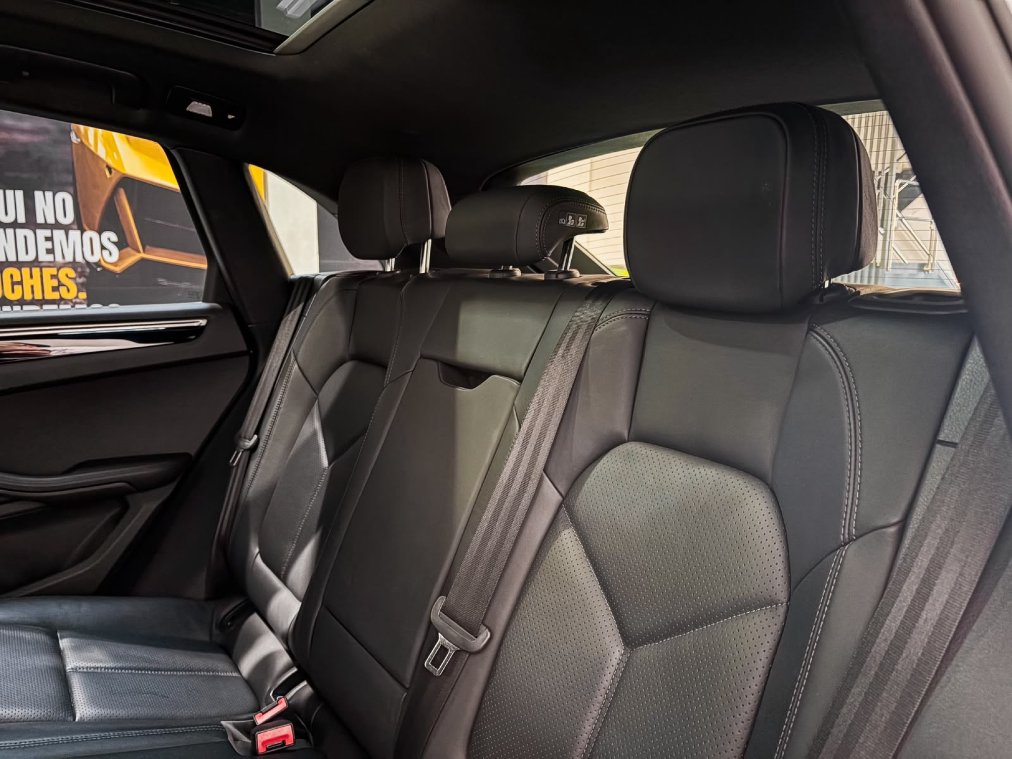 PORSCHE MACAN S