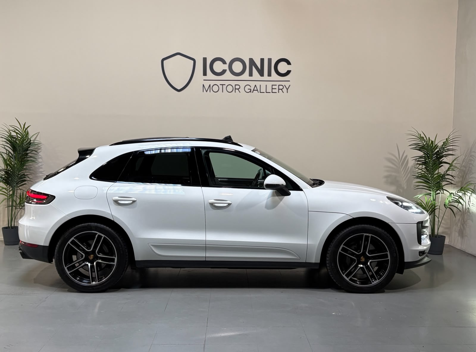 PORSCHE MACAN S