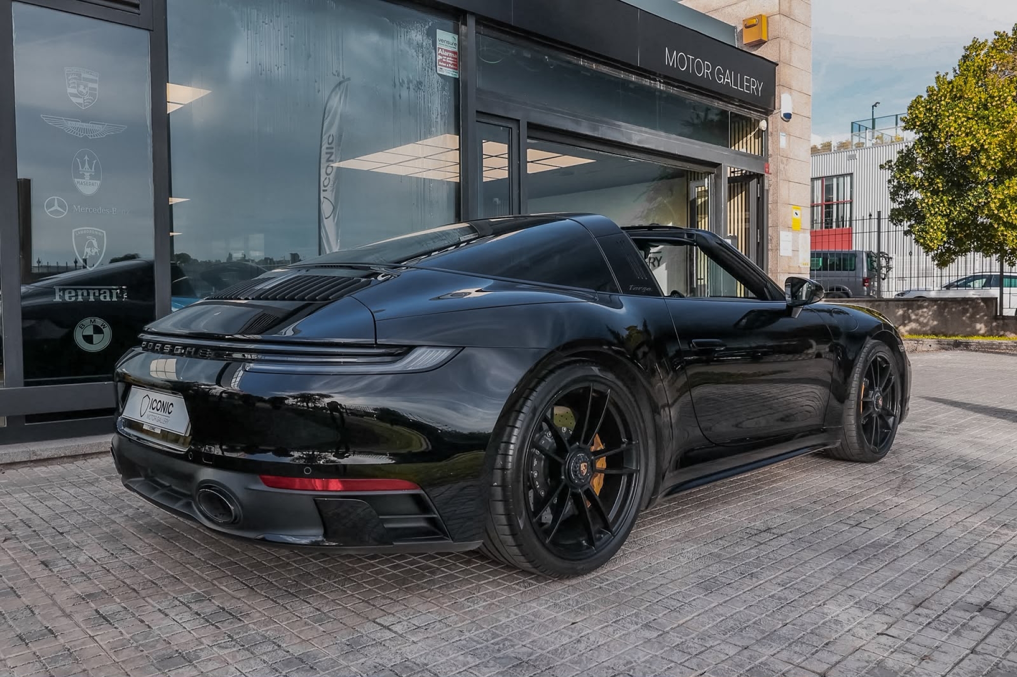 PORSCHE 911 TARGA 4 GTS