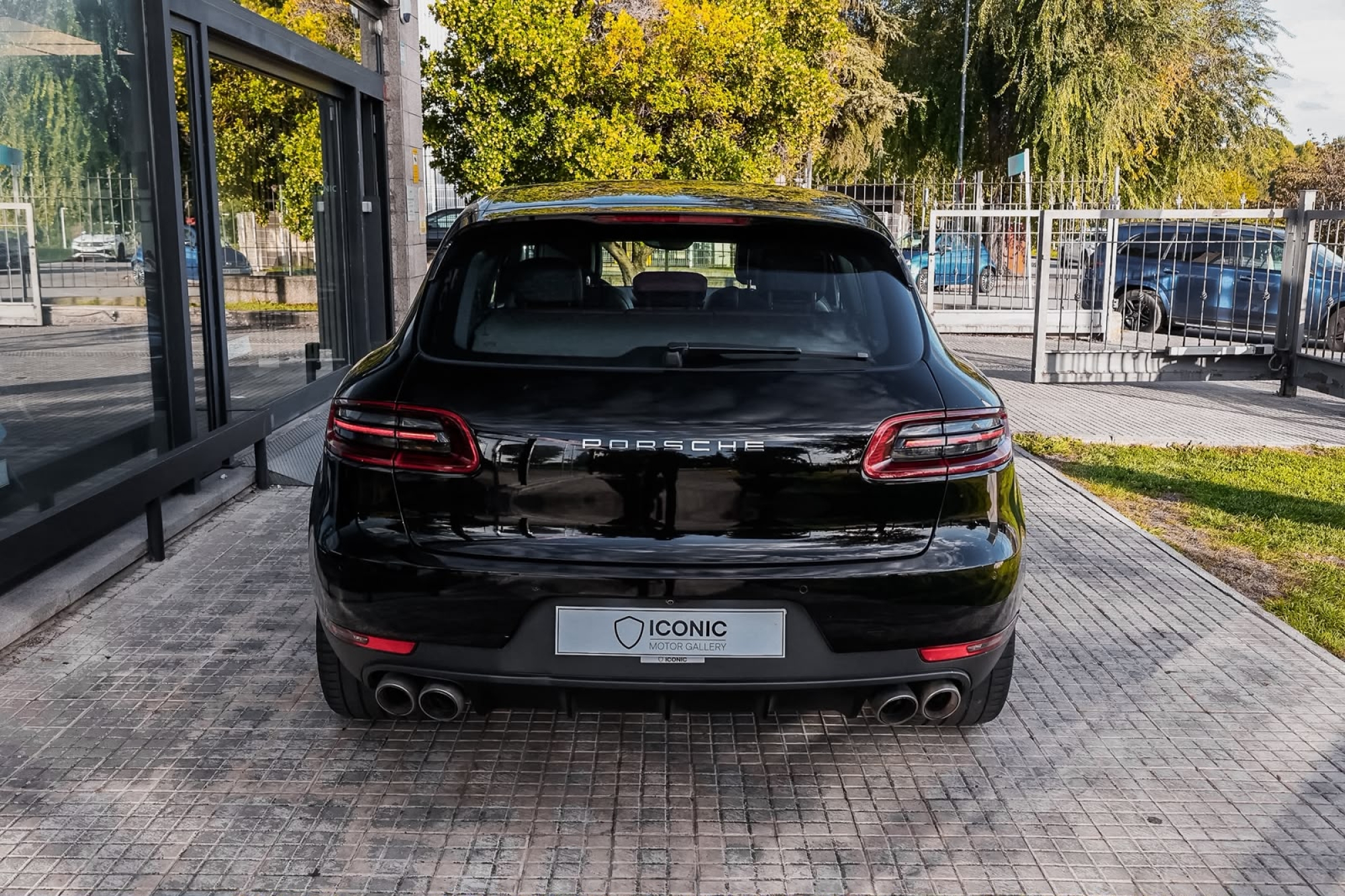 PORSCHE MACAN S