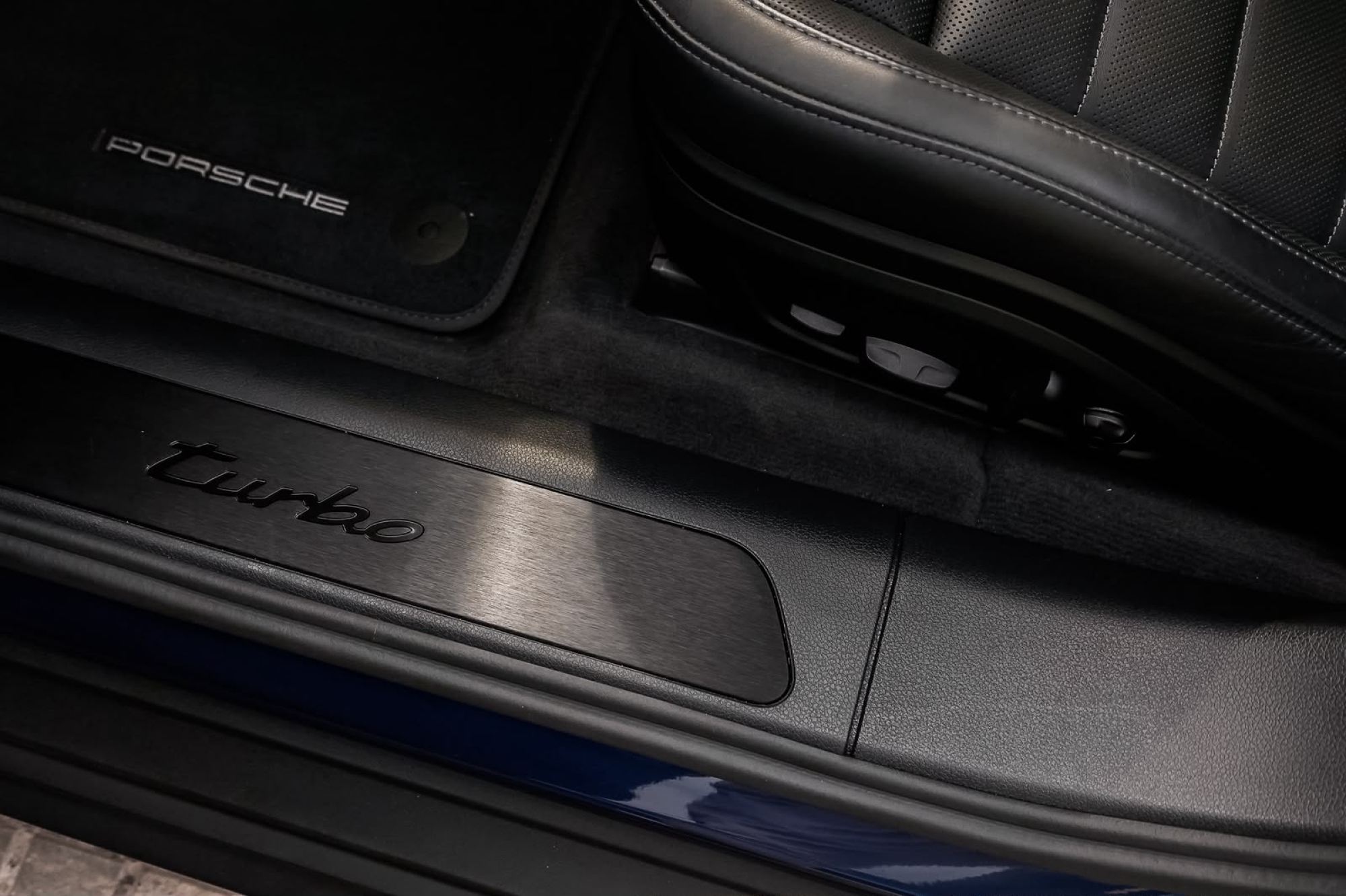 PORSCHE PANAMERA TURBO E-HYBRID