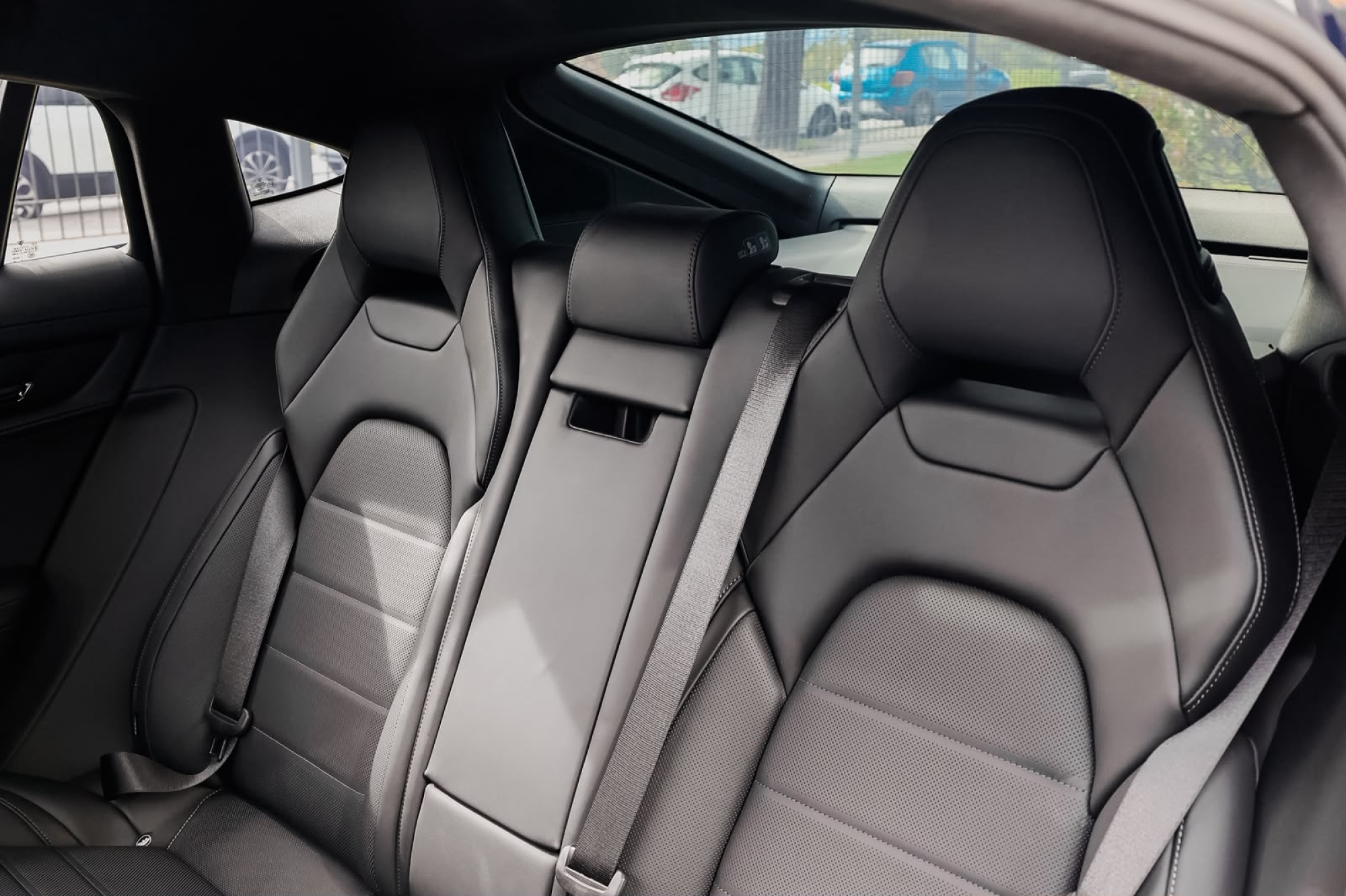 PORSCHE PANAMERA TURBO E-HYBRID