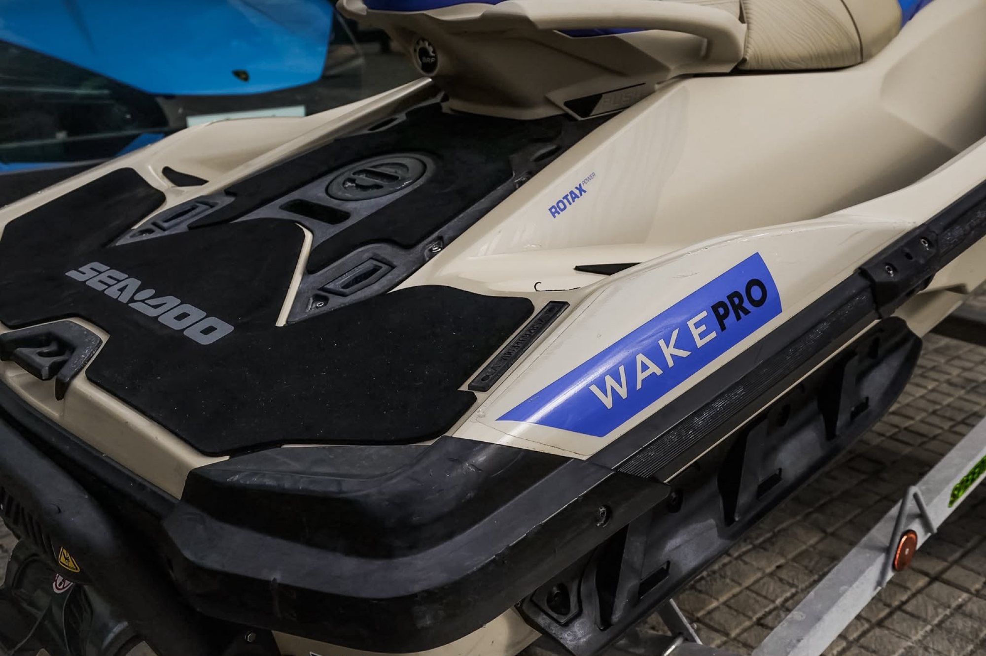 SEADOO WAKE PRO 230