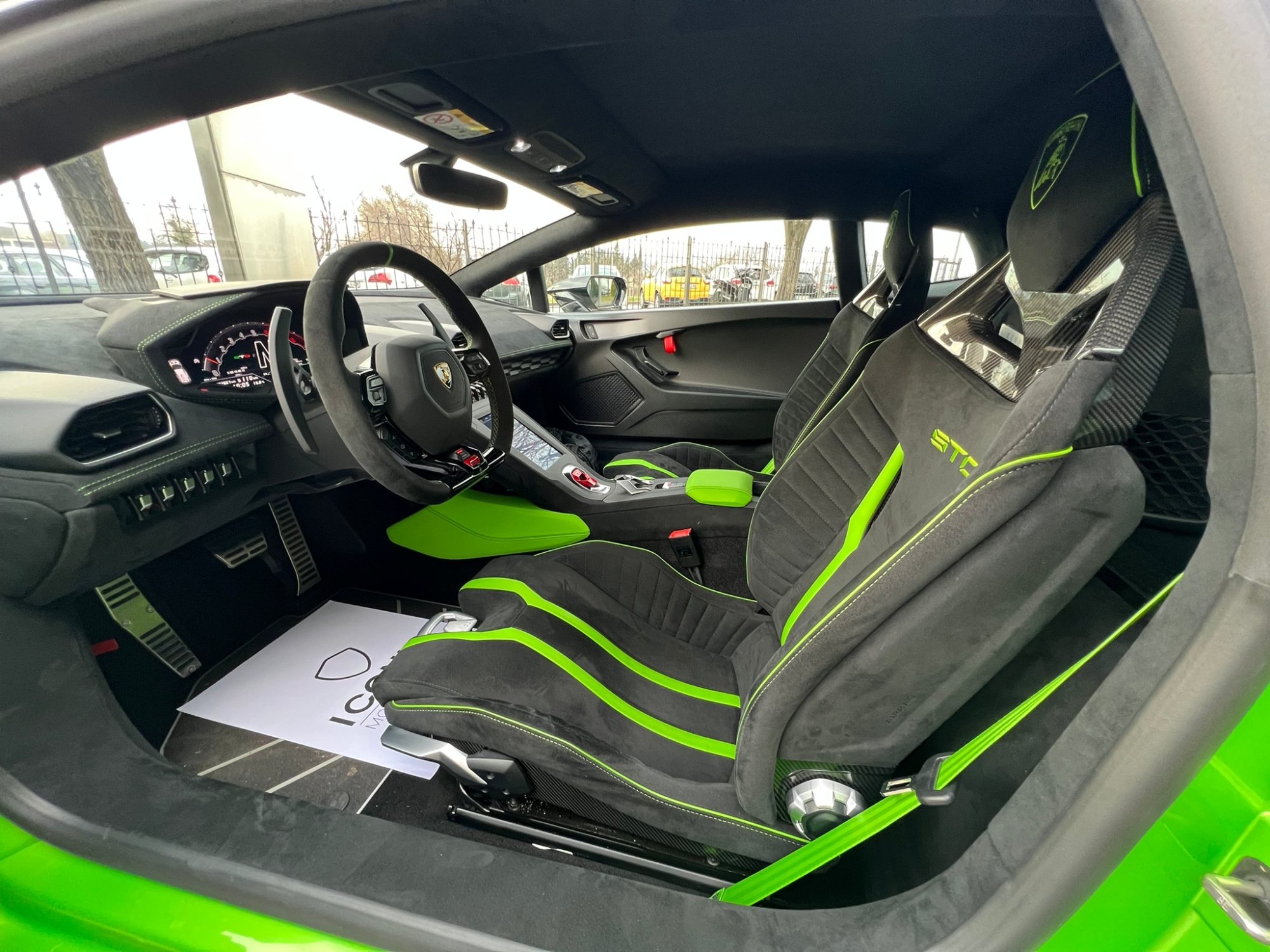 LAMBORGHINI HURACÁN STO RWD