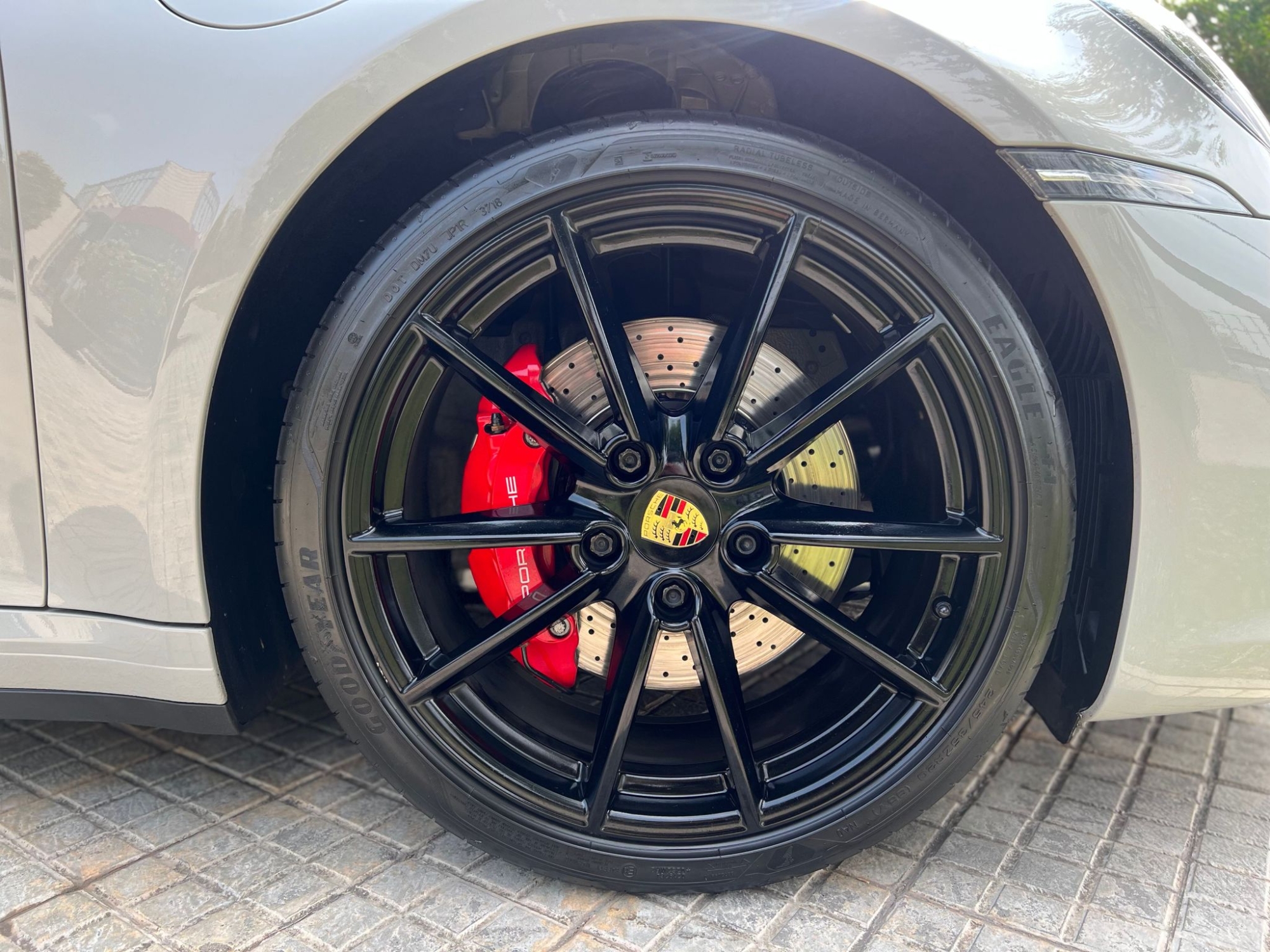 PORSCHE 911 992 CARRERA 4S COUPÉ 