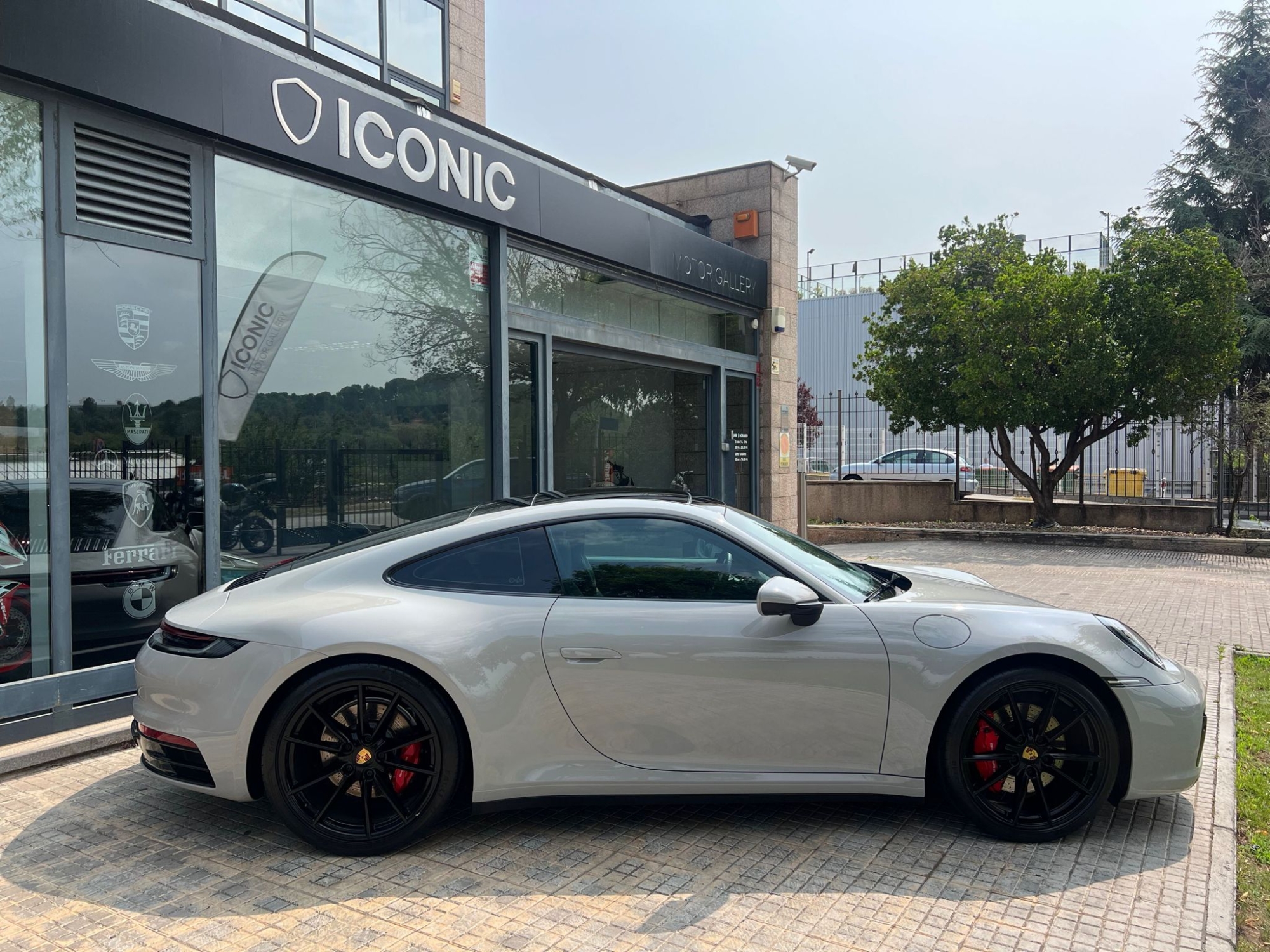 PORSCHE 911 992 CARRERA 4S COUPÉ 
