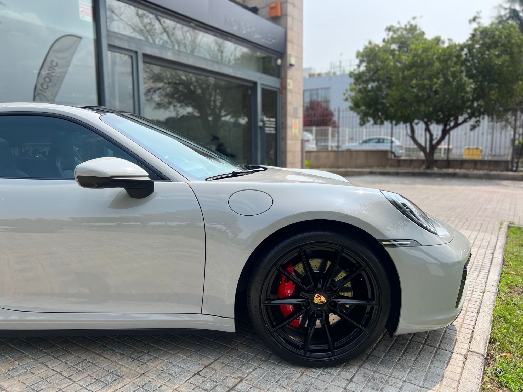 PORSCHE 911 992 CARRERA 4S COUPÉ 