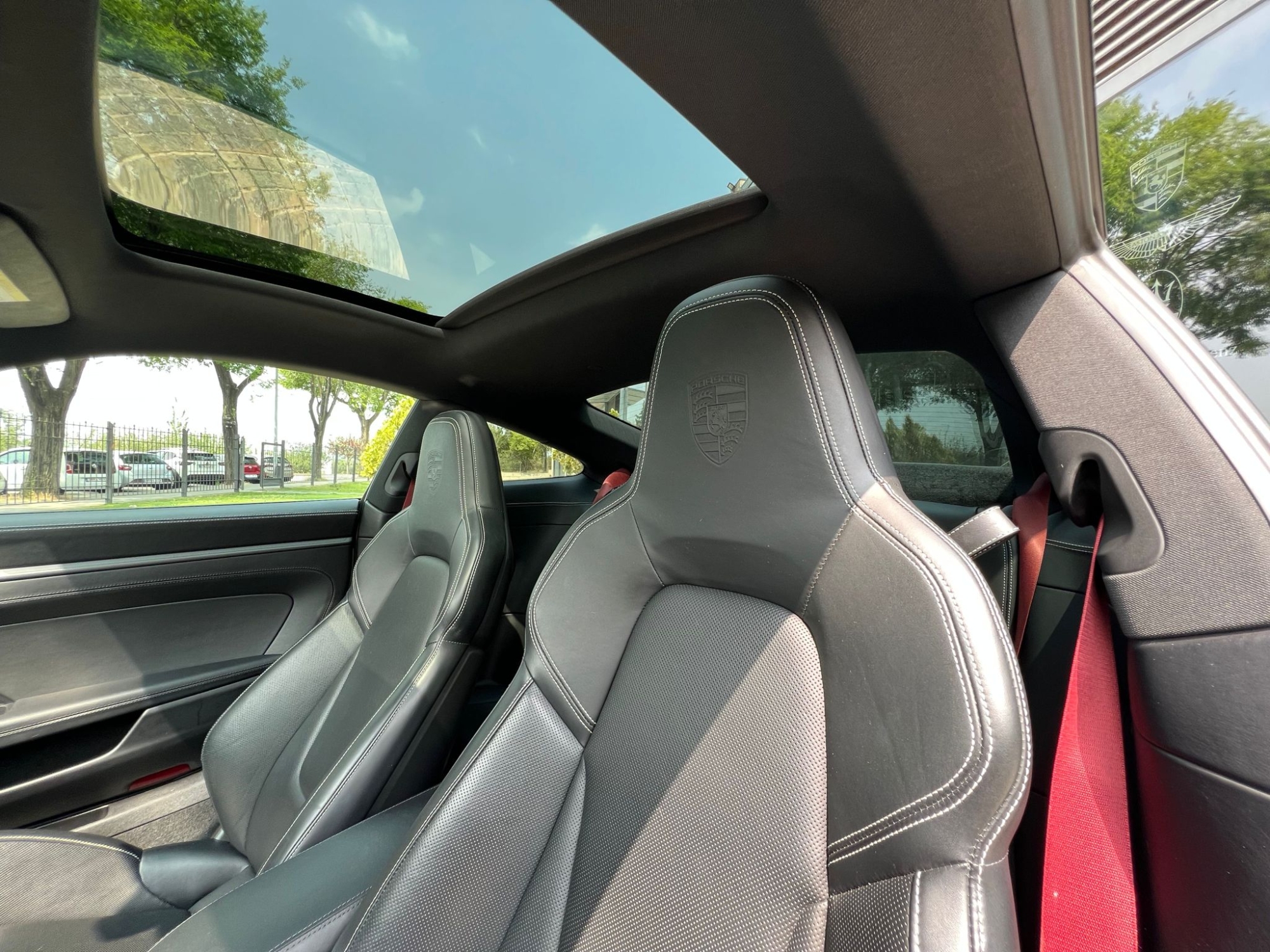 PORSCHE 911 992 CARRERA 4S COUPÉ 
