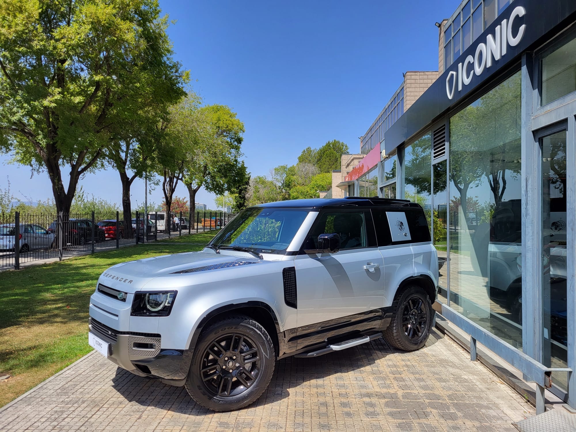 LAND-ROVER RANGE-ROVER DEFENDER 90 D300 3p X-DYNAMIC S