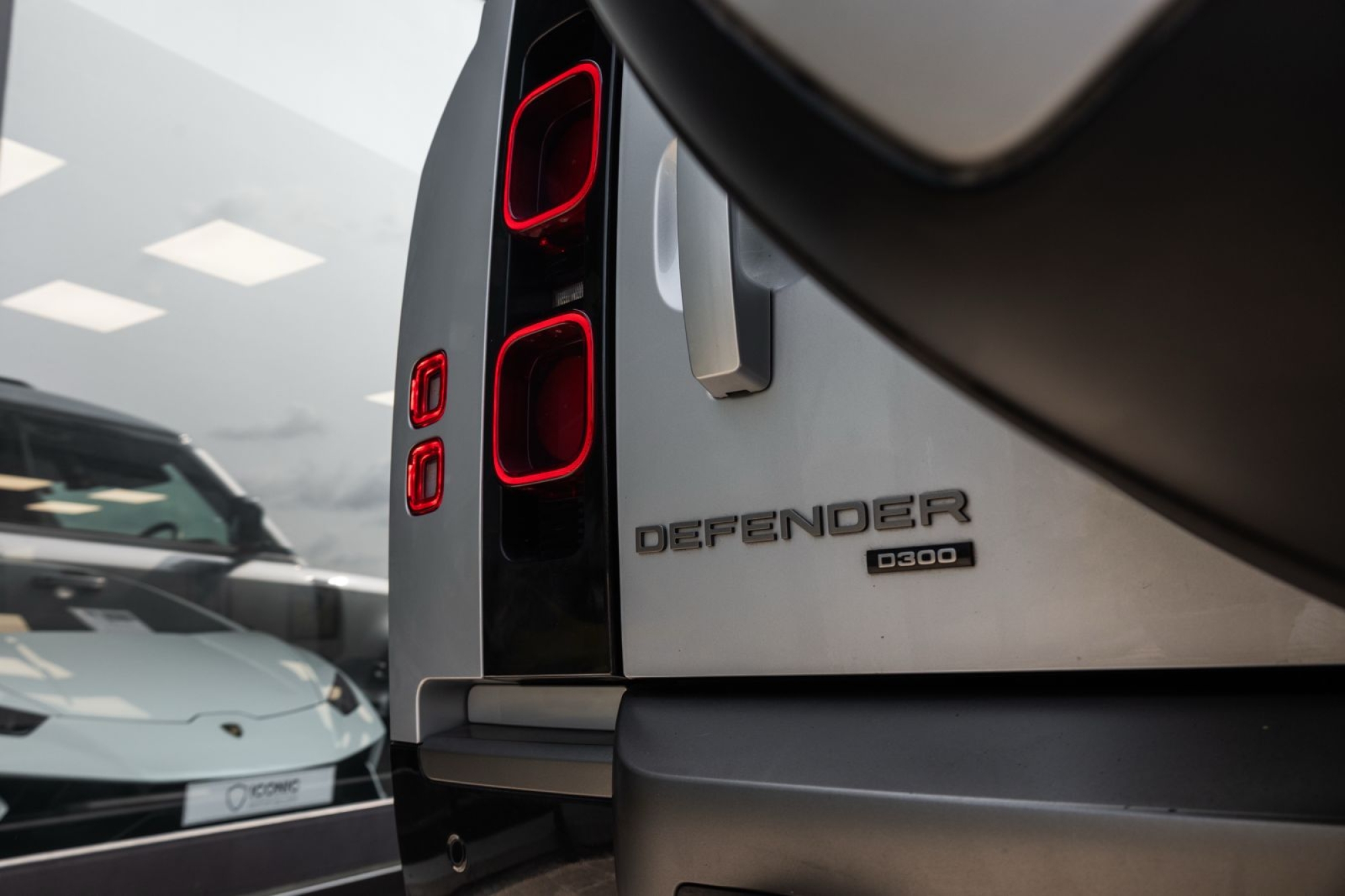 LAND-ROVER RANGE-ROVER DEFENDER 90 D300 3p X-DYNAMIC S