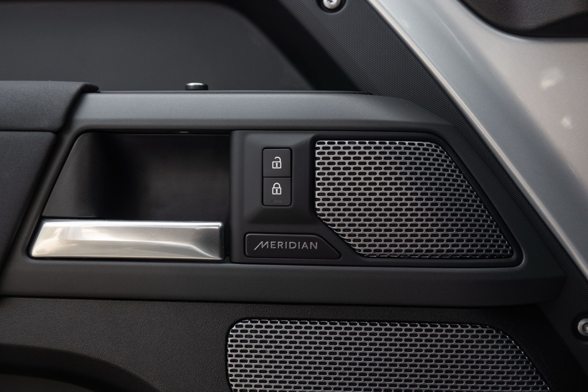 LAND-ROVER RANGE-ROVER DEFENDER 90 D300 3p X-DYNAMIC S