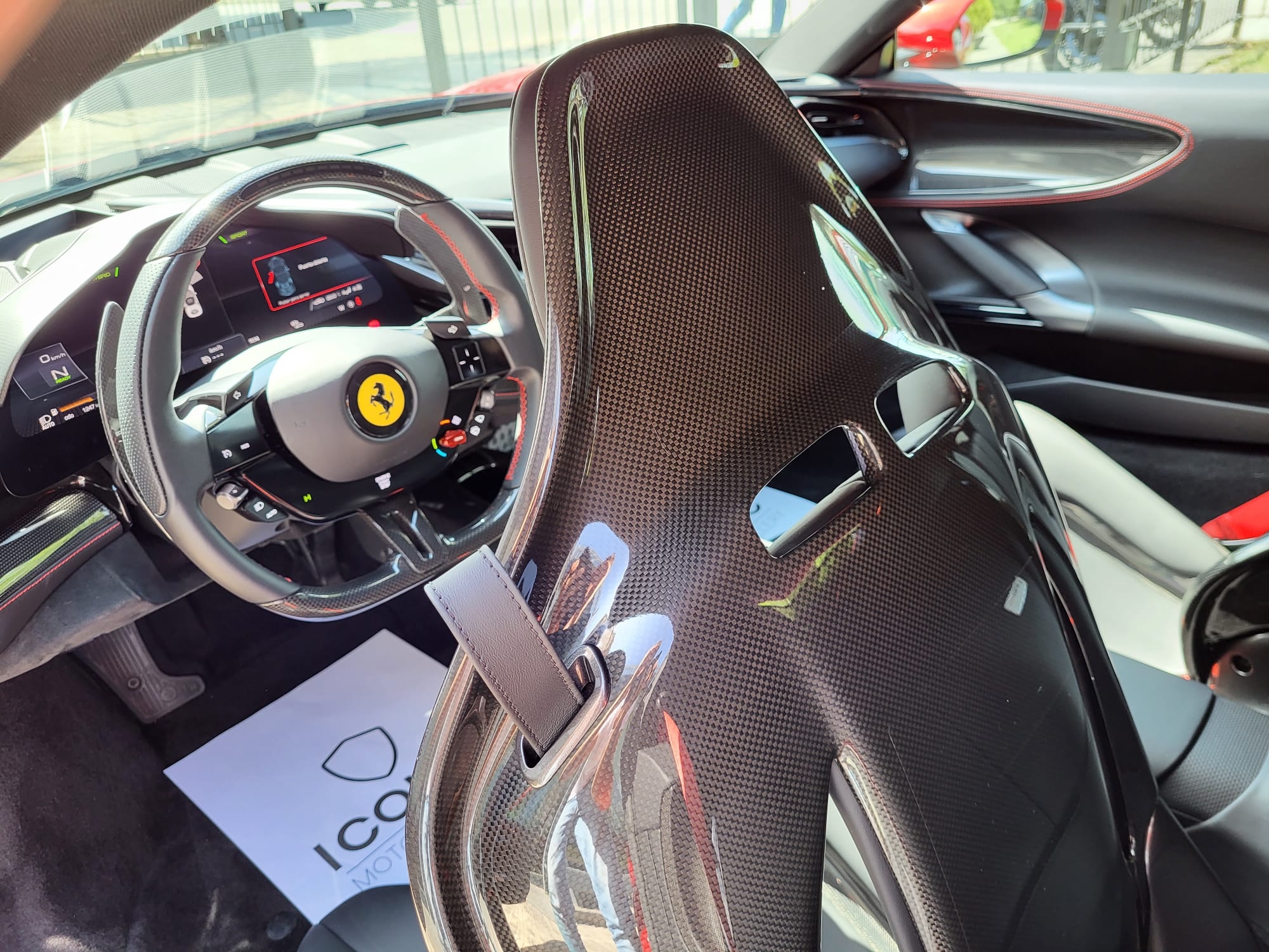 FERRARI SF90 STRADALE COUPÉ