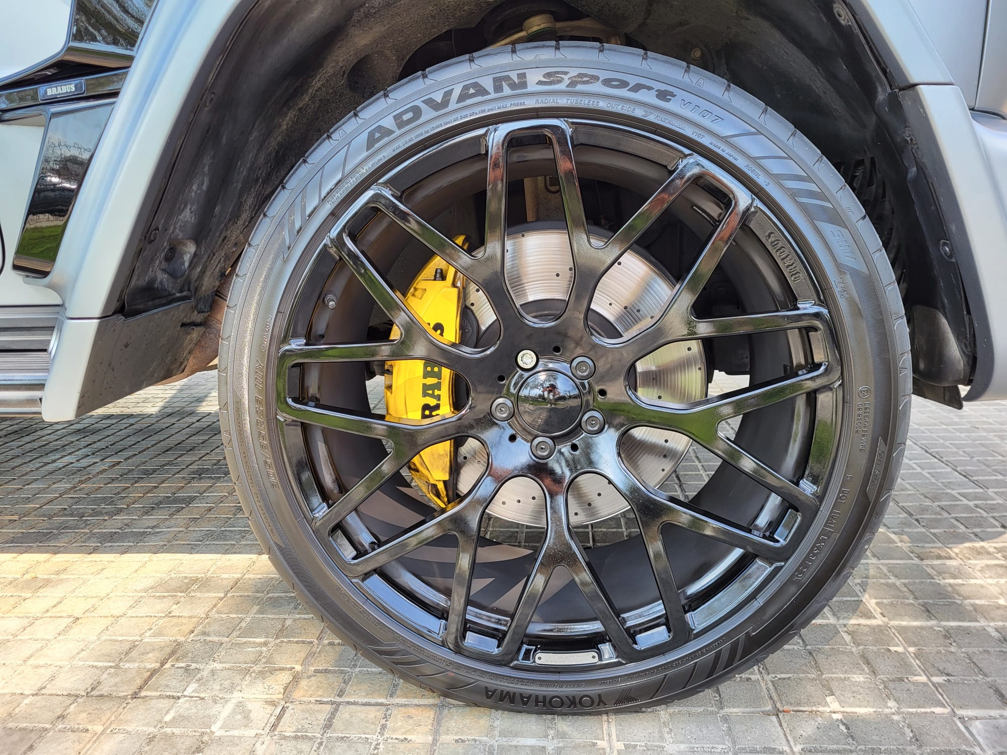 MERCEDES-BENZ G63 AMG BRABUS 700