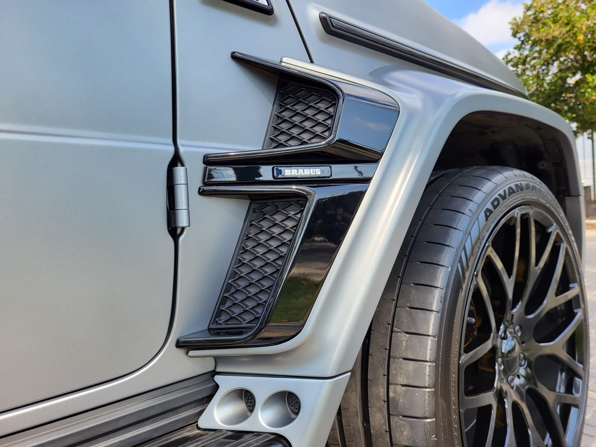 MERCEDES-BENZ G63 AMG BRABUS 700