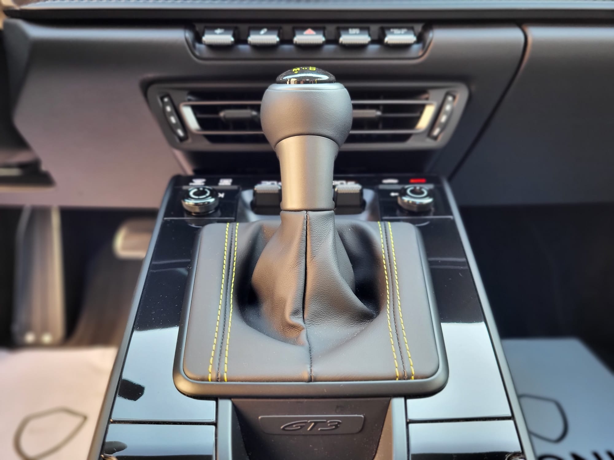 PORSCHE 911 992 GT3 TOURING