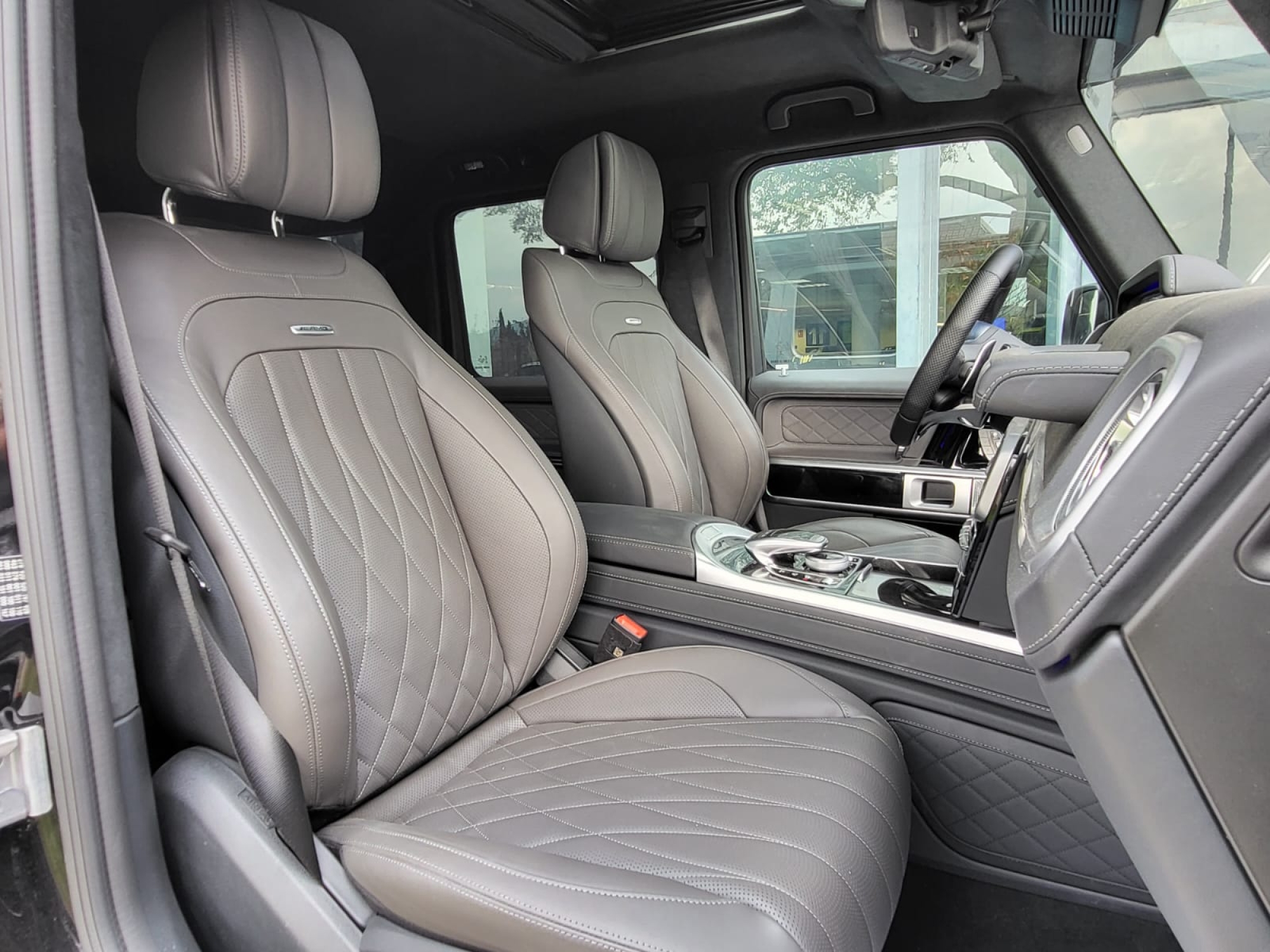 MERCEDES-BENZ G63 AMG 4X4 2