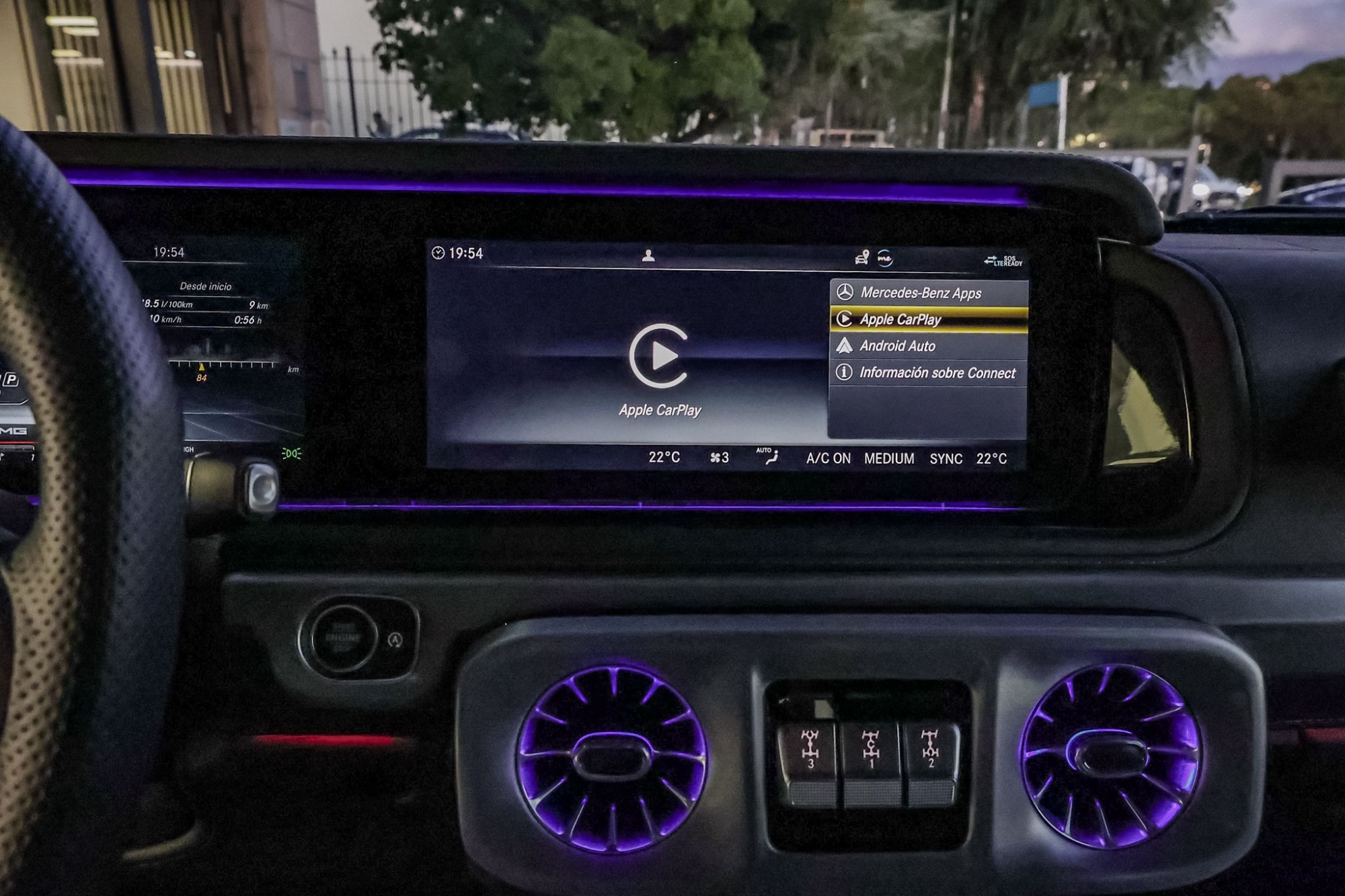 MERCEDES-BENZ G63 AMG 4X4 2