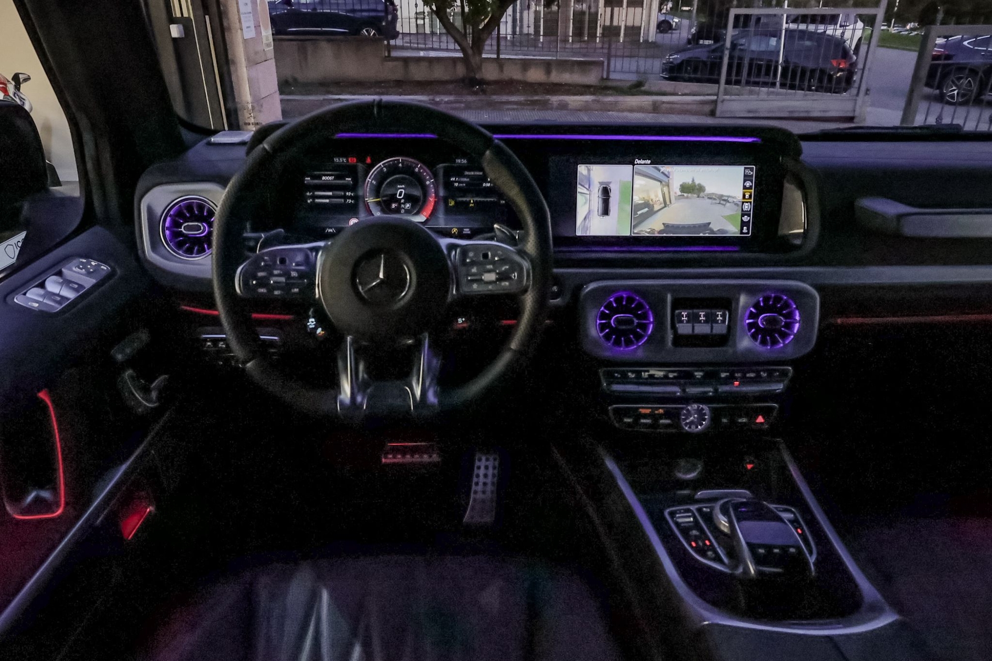 MERCEDES-BENZ G63 AMG 4X4 2