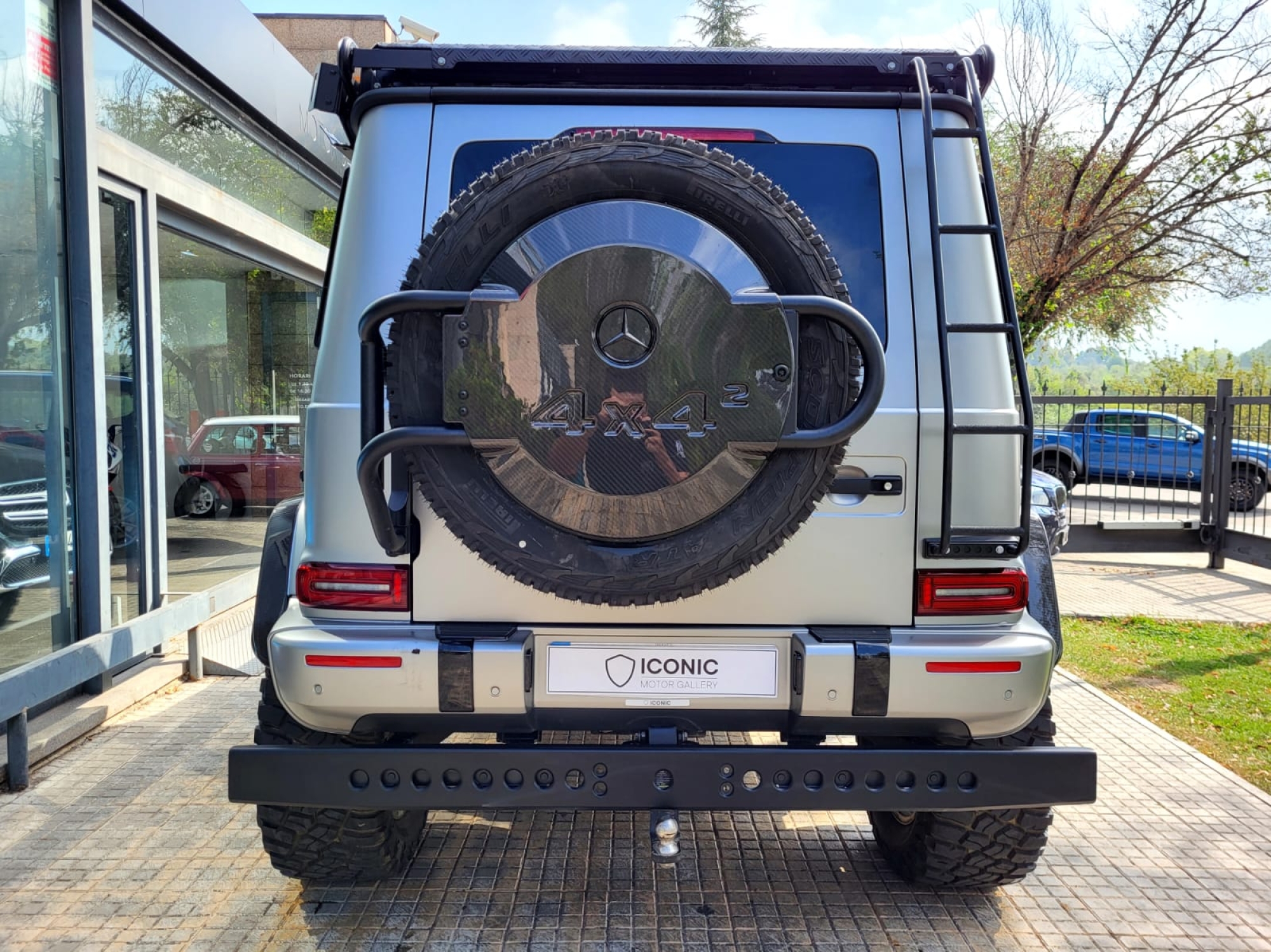 MERCEDES-BENZ G63 AMG 4X4 2