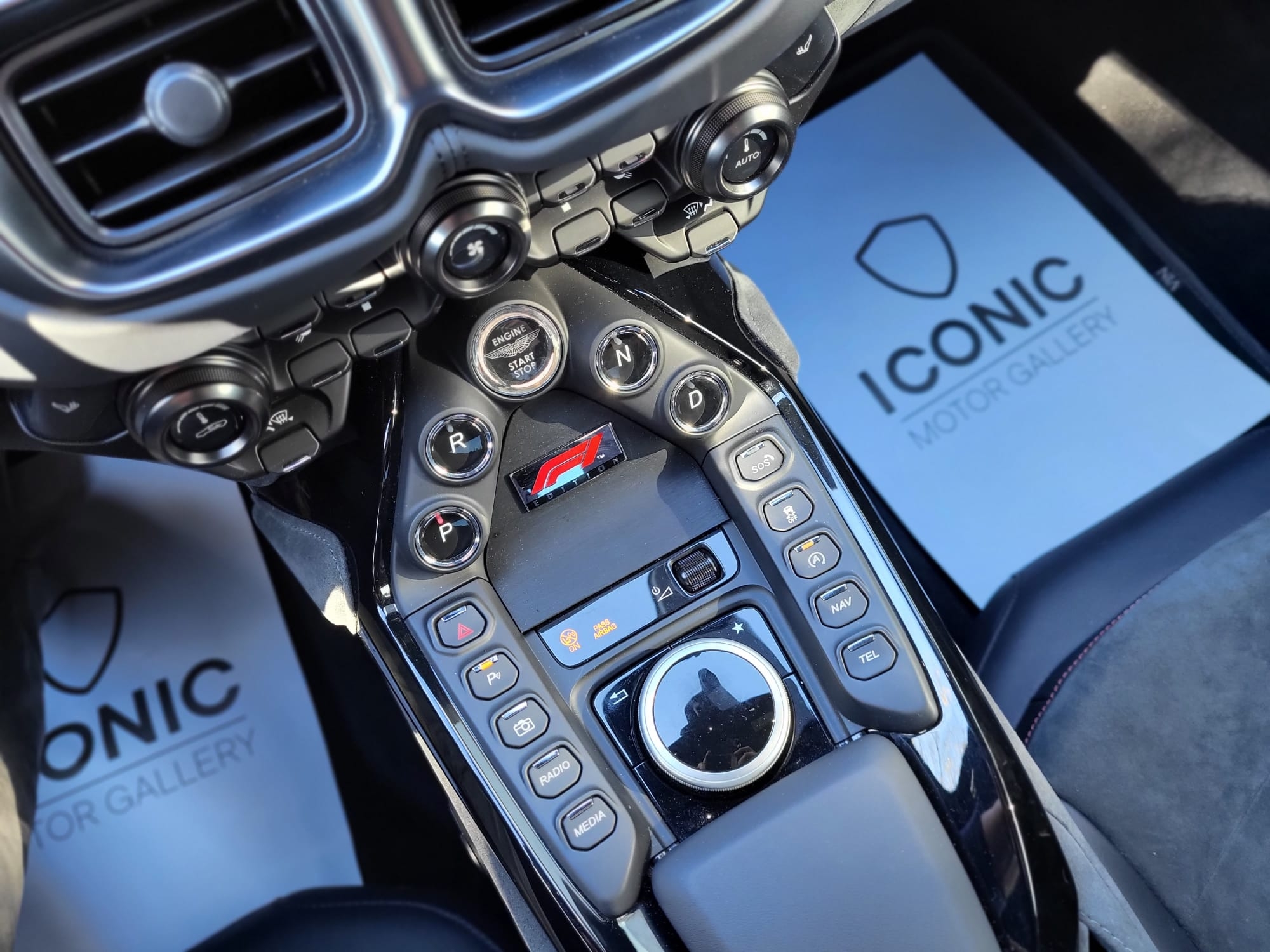 ASTON MARTIN VANTAGE F1 EDITION