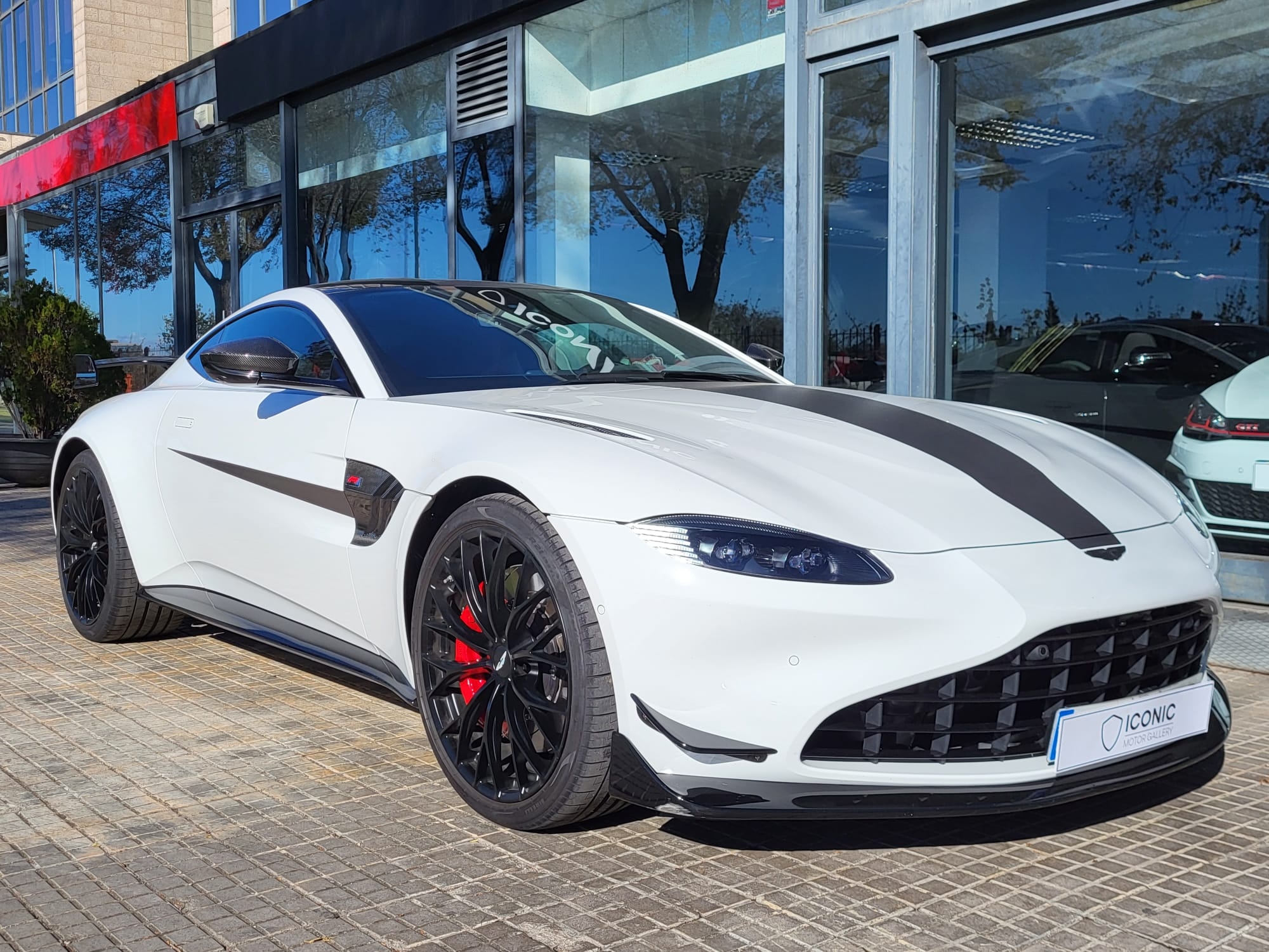ASTON MARTIN VANTAGE F1 EDITION