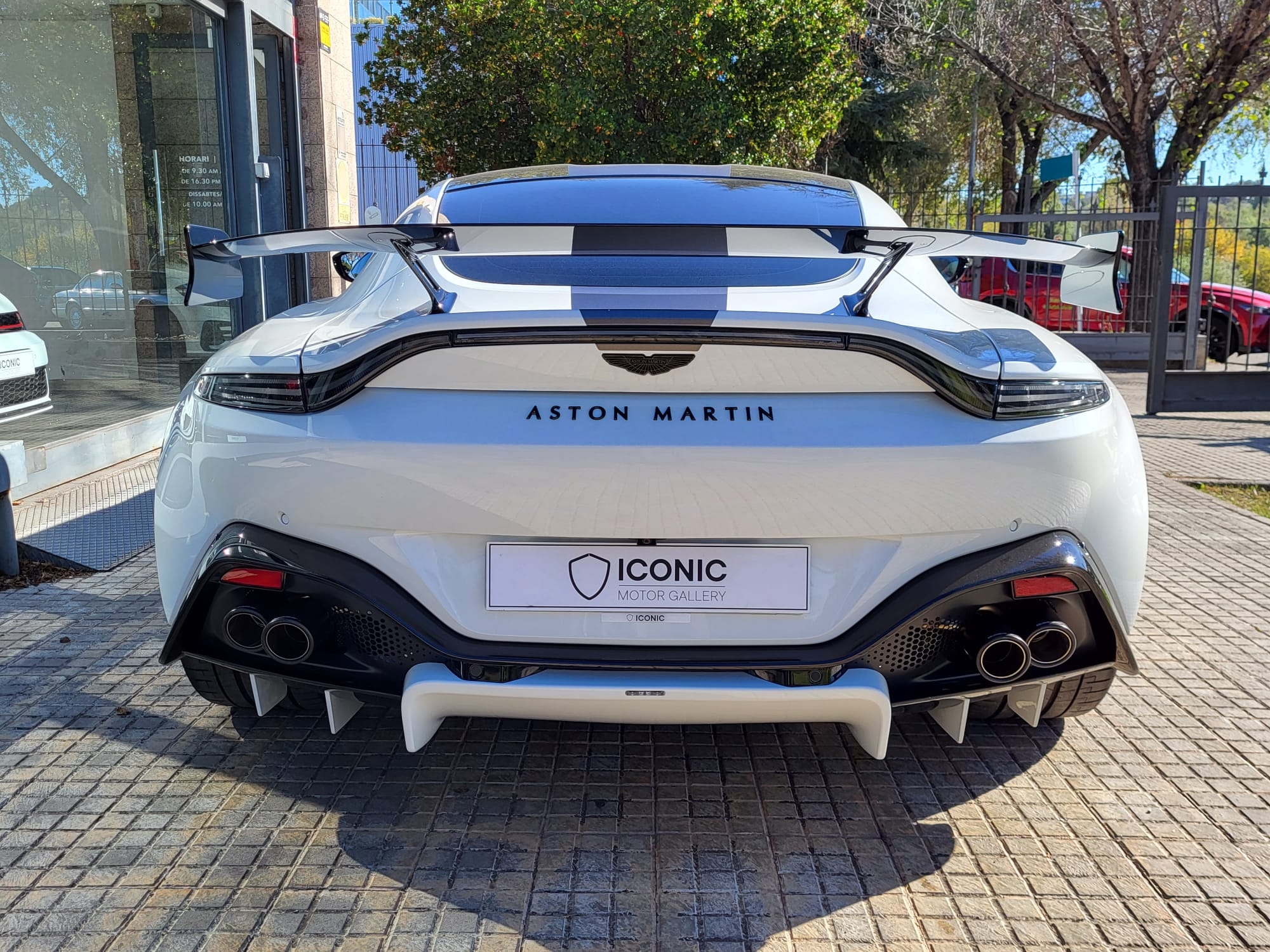 ASTON MARTIN VANTAGE F1 EDITION