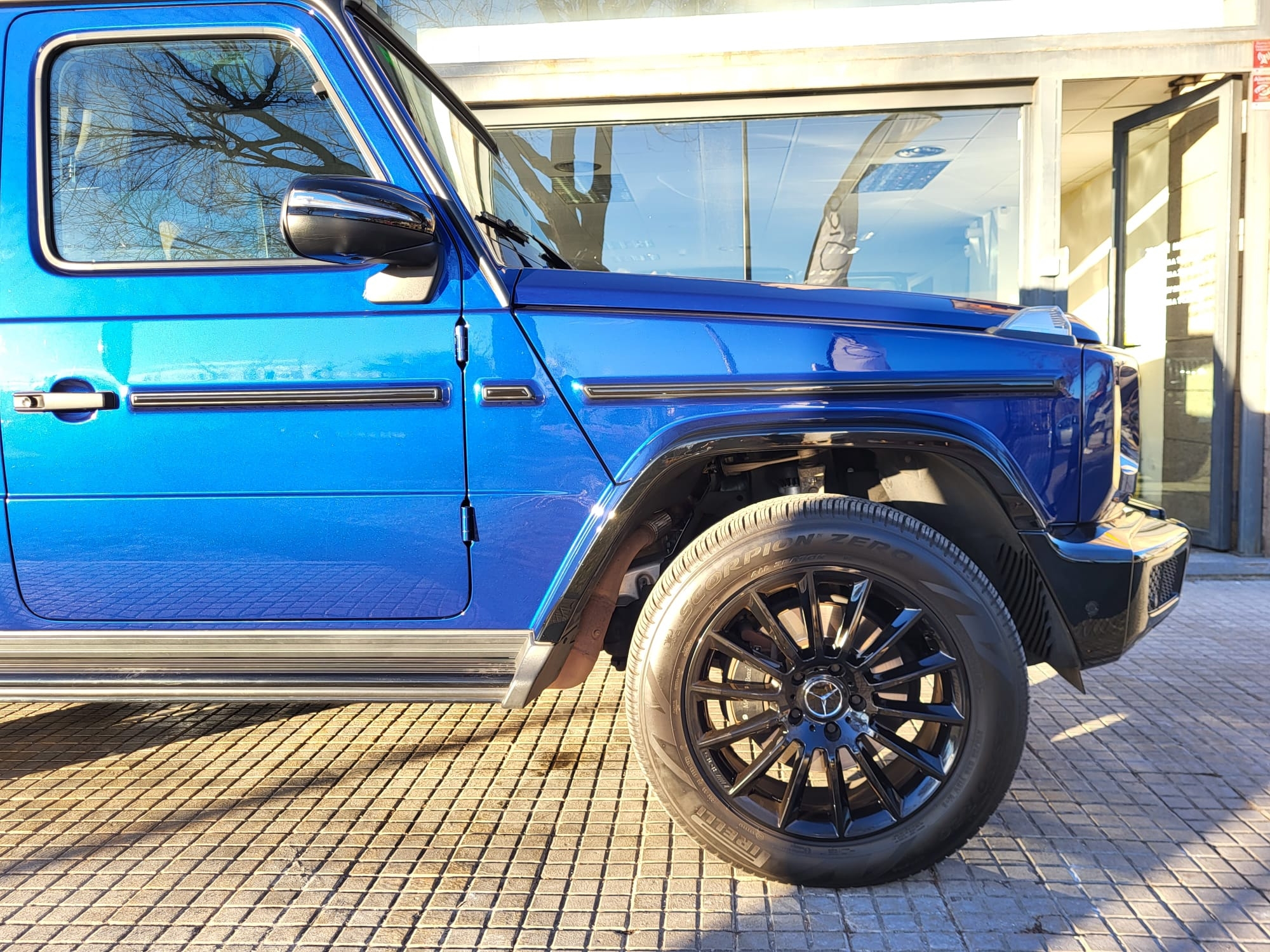 MERCEDES-BENZ G350d 4Matic
