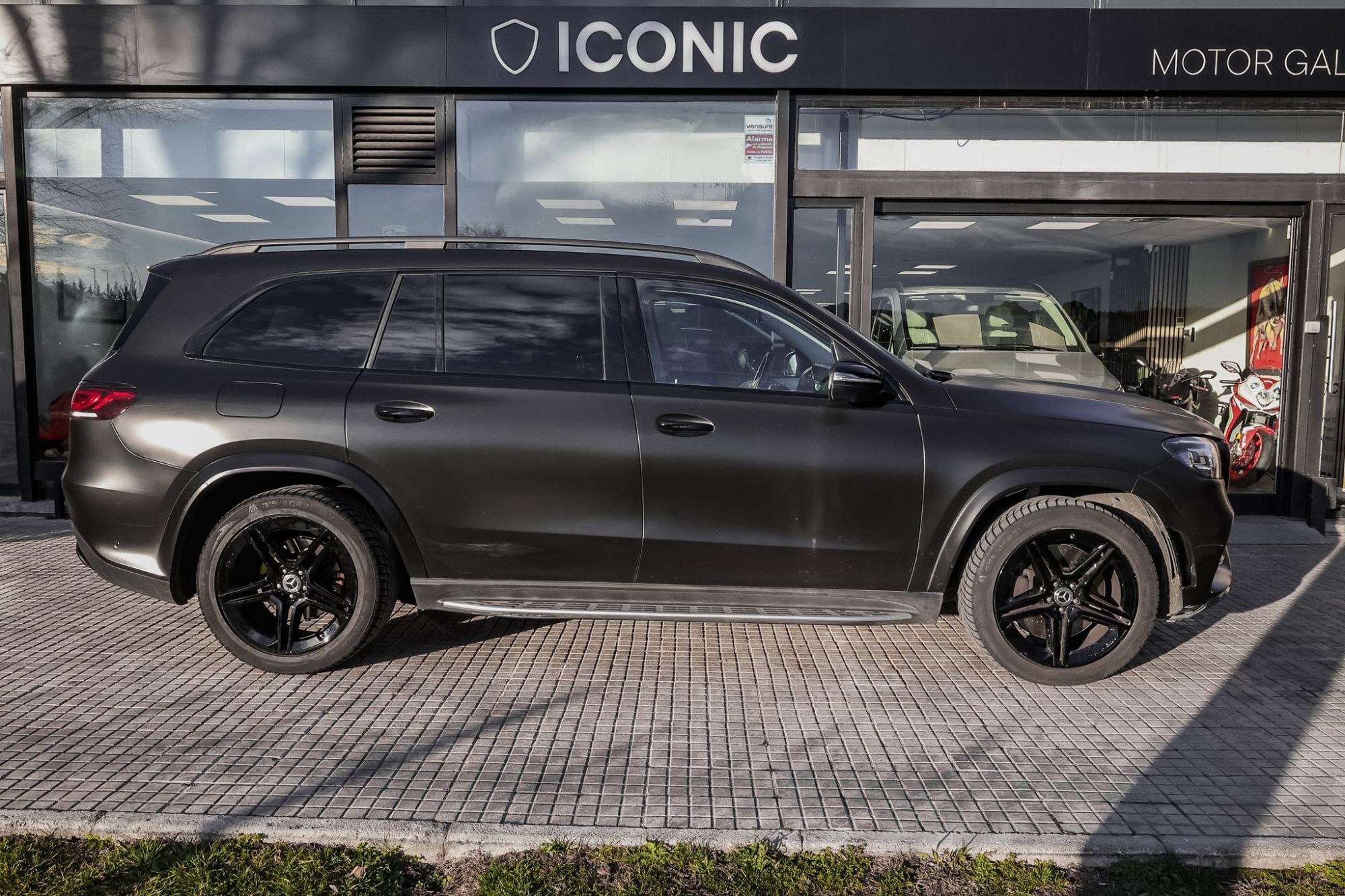MERCEDES-BENZ GLS 400d 4MATIC