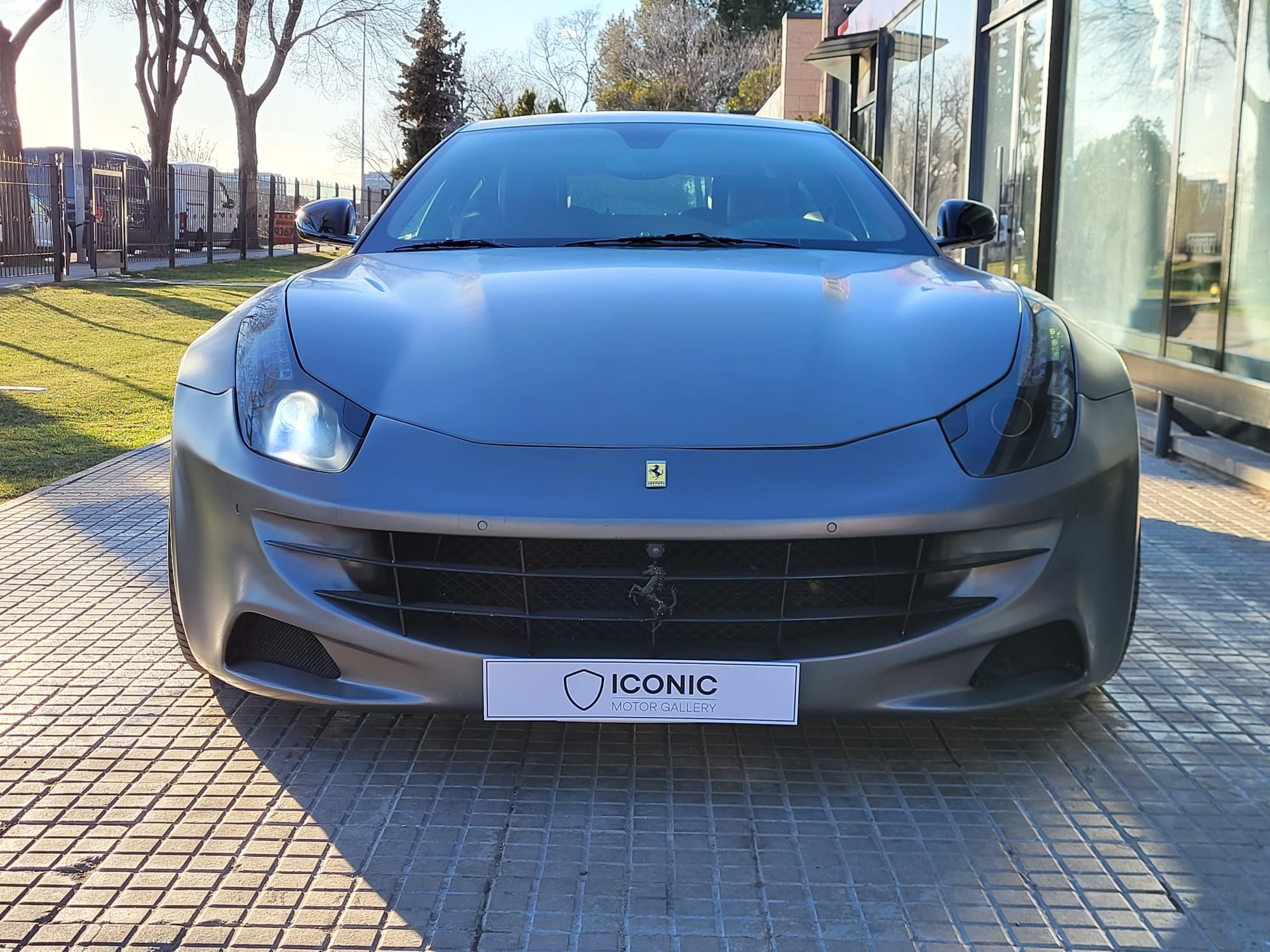 FERRARI FF